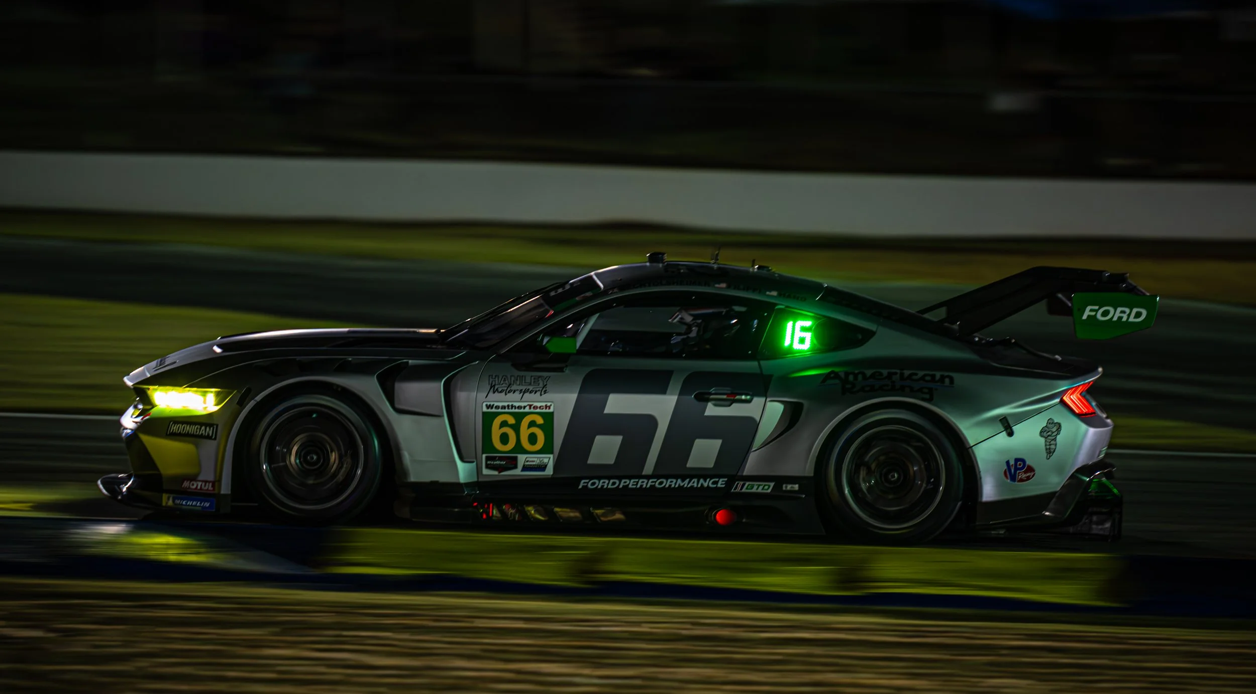 PetitLeMans-160.jpg