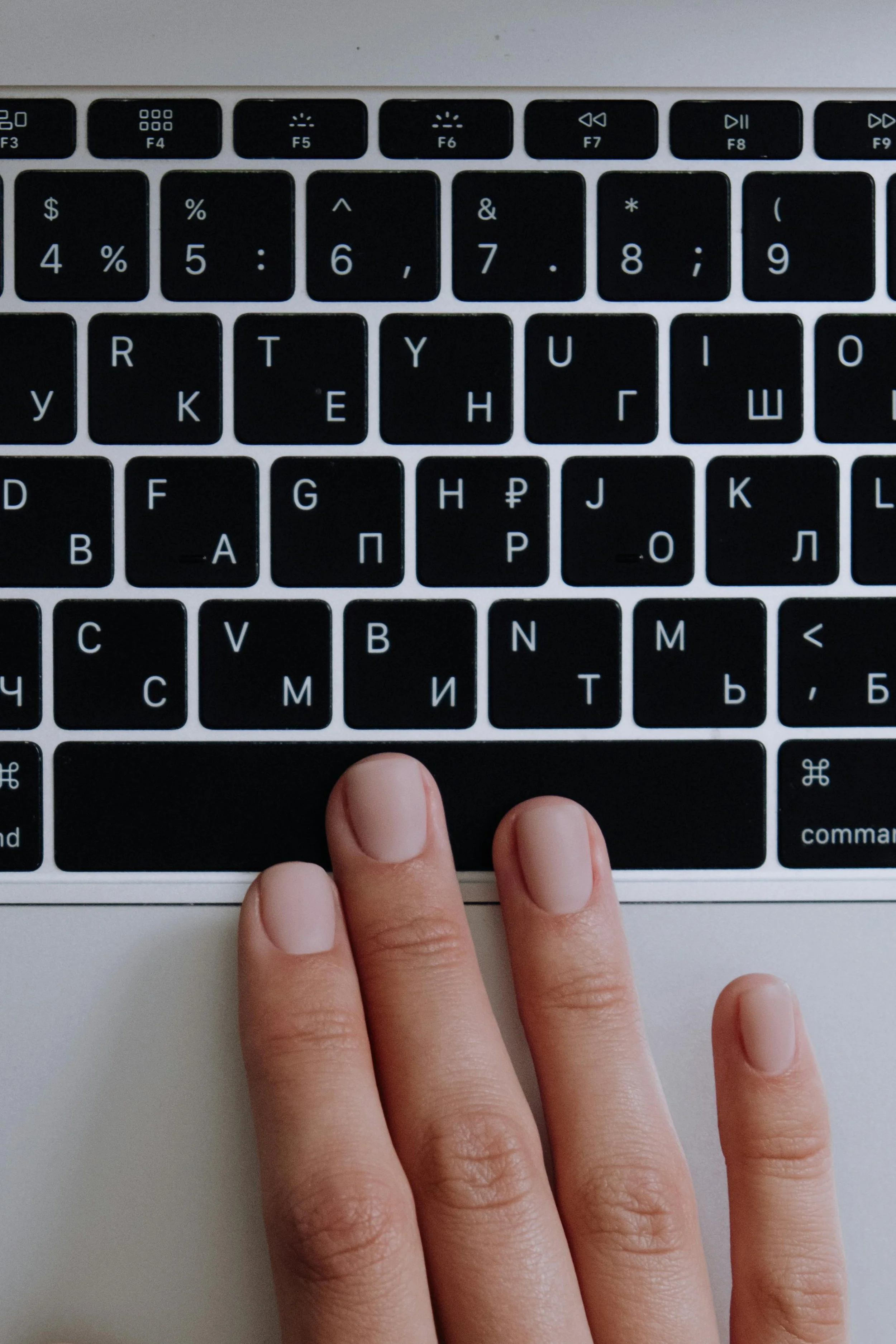 7 AI-Proof Skills Every Professional Needs Now