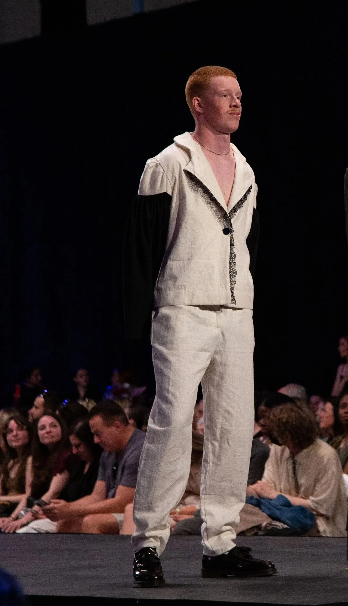 Model : Ben Munukka