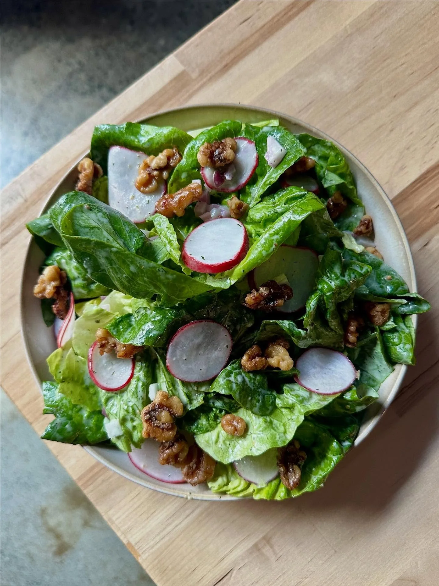 Gem &amp; Czr 🥬 We recently got a message asking which is better lol&hellip;.. literally BOTH. BEST OF THE BEST. The perfect supplement to your take-out pizza for #gamenight ⚾️💙

Link in bio to order for pick-up at either location! 

#gomariners