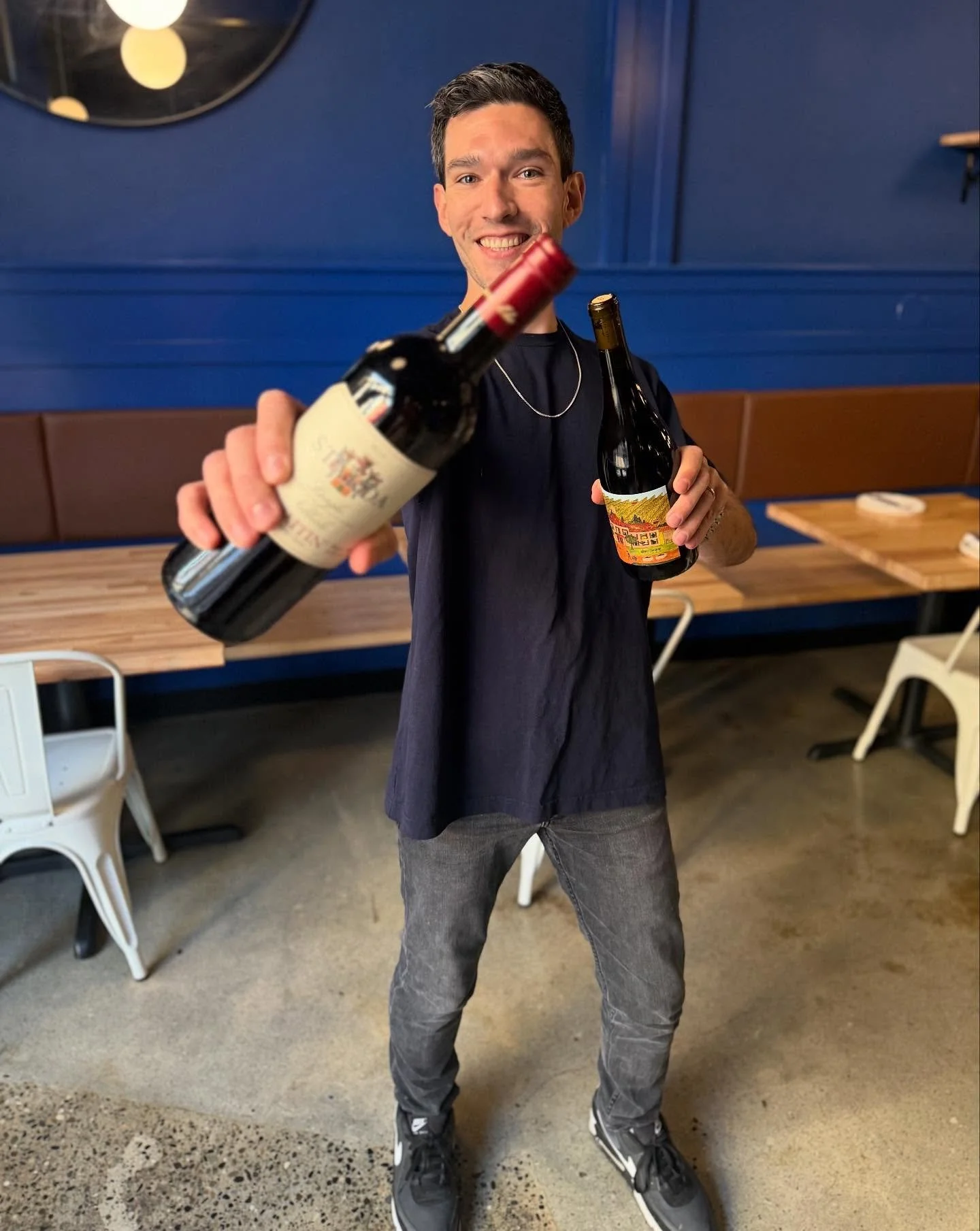 Yes, it&rsquo;s about that time 🍷 Also here to let you know that tomorrow, Monday 11/3, Capitol Hill will be closed and Queen Anne will be OPEN! Noah is ready to pour you lots of delectable bevs, today tomorrow and every damn day 😎 

#sundayfunday 