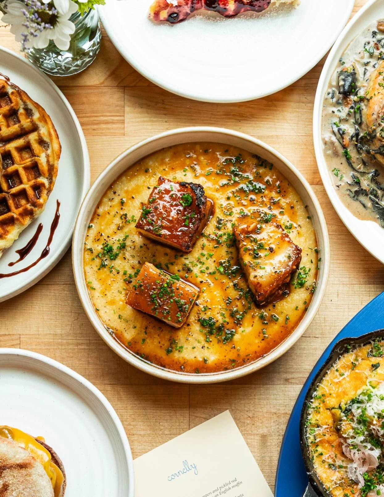 The weekend is here and we are very ready for it. Let&rsquo;s brunch friends! See you on Summit Ave, 9a-12p, and in Queen Anne for Quick Stop☕️🥪! Link in bio to order online for take-out. 

✨Brown sugar glazed roasted pork belly with cheesy polenta 