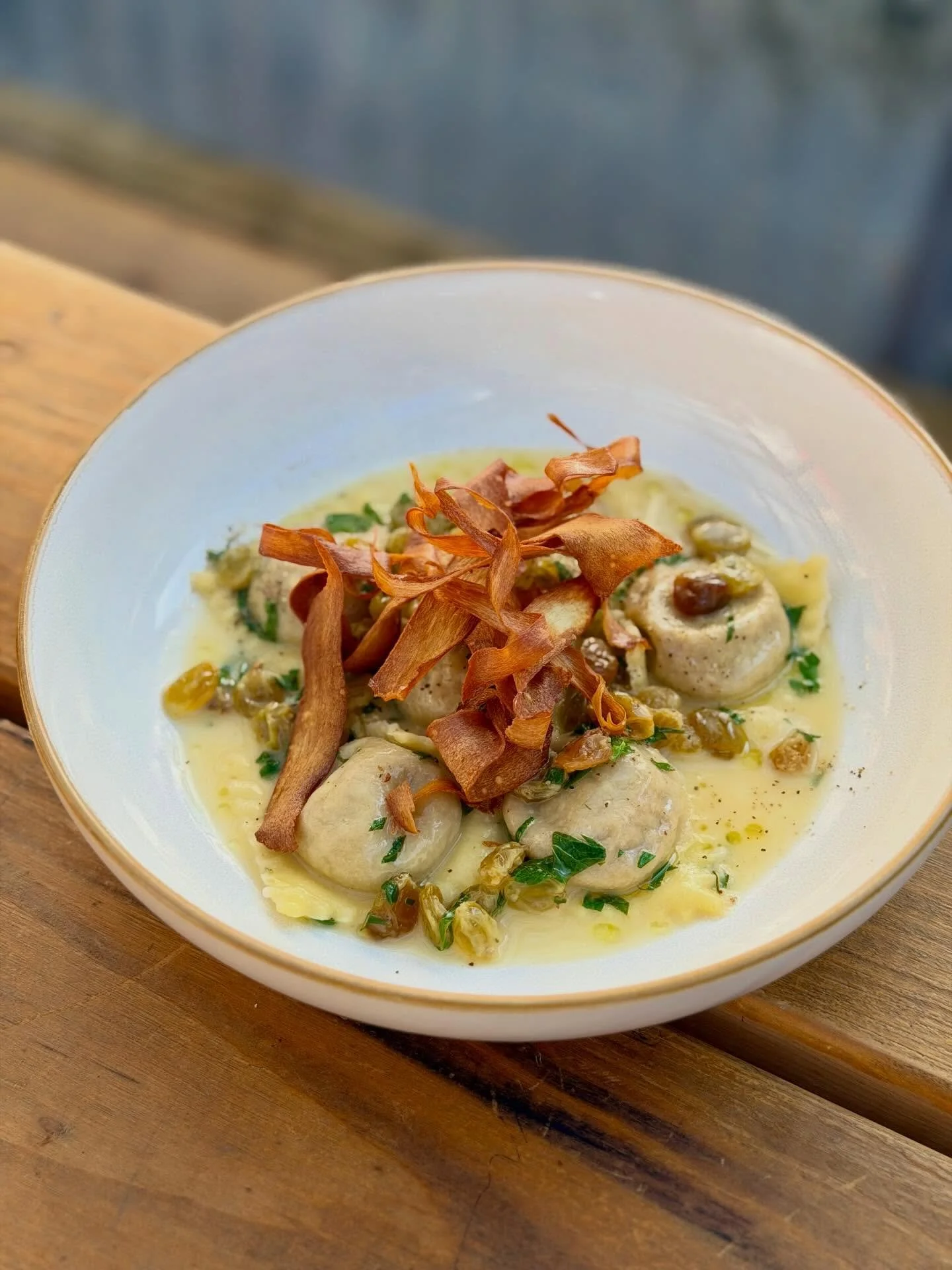 FOOD IS OUR LOVE LANGUAGE 💌 
Been workin all day on these treats in Queen Anne&hellip; 

Ravioli &mdash; roasted parsnip filling, golden raisin, white wine, parsnip chips 

Get Up, Get Down &mdash; coffee washed vodka, cr&egrave;me di cacao, cocchi 