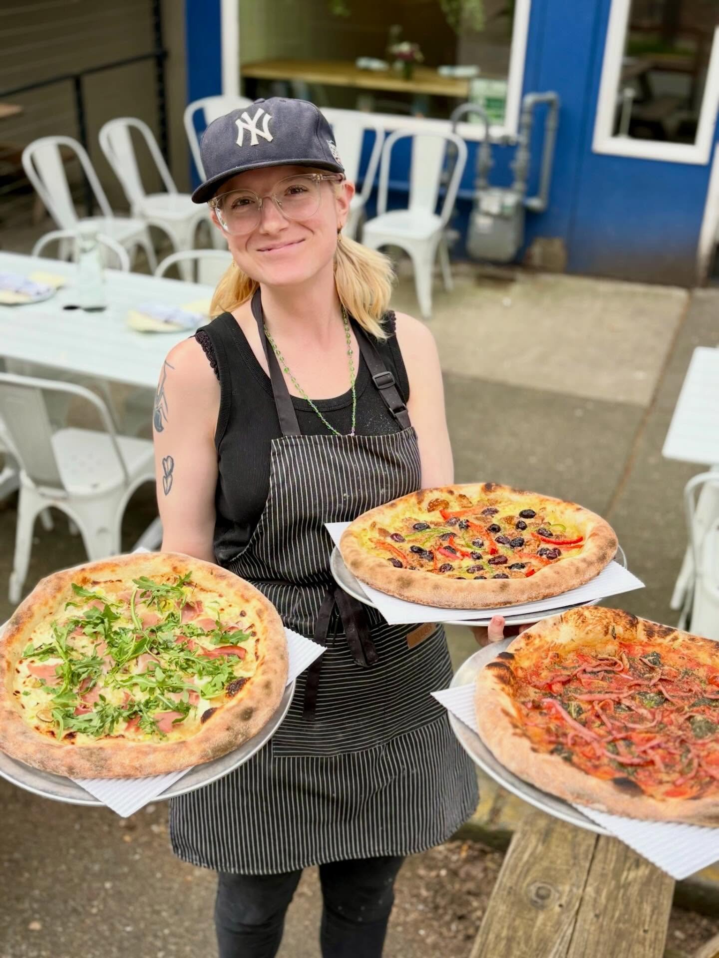 Chef Mads showing off some new spring pies on Capitol Hill! Smiles for the slivers of sun we are getting, smiles for spring eats 🙃 Come see us for the goods! 

#capitolhillseattle #seattlepizza #seattlerestaurants #naturallyleavened