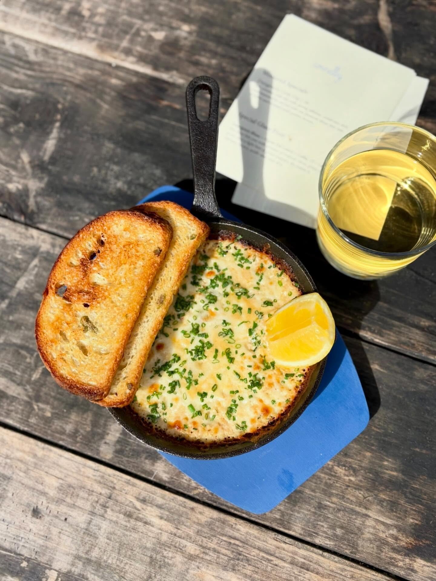 Dungeness Crab Dip 🦀 spring alliums, Calabrian chili, &amp; mozzarella, served hot n creamy with our toasted focaccia crostini. 

Tonight only special special on Capitol Hill! 

#dungenesscrab #crabdip #springeats #seattlespring #seattlerestaurants