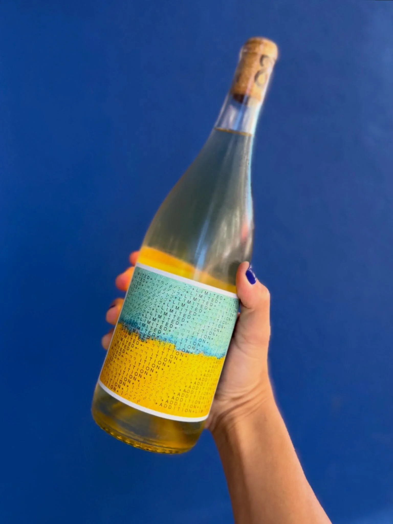 Some favorites on the bev menus as we sip our way into October 🍂

Chenin Blanc by @limitedadditionwine, crafted in Oregon&rsquo;s Willamette Valley. Perfectly paired with the Tomato &amp; Cucumbers or Caesar salad on the Queen Anne menu, this wine i