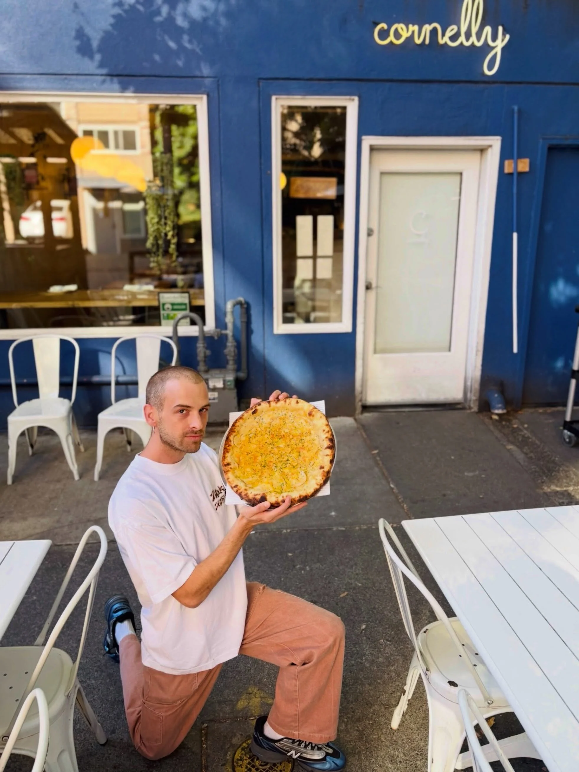 Taking caption recs👆best one wins. 

📍Summit Ave model/Chef @_discostix__ special pie a few weeks ago 😍
#capitolhillseattle #seattlerestaurants #seattlepizza
