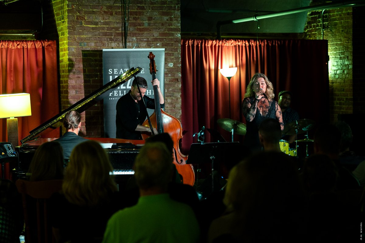 Stina Tillotson at Seattle Jazz Fellowship, September 2025. (Credit: Mark S. Harazim)