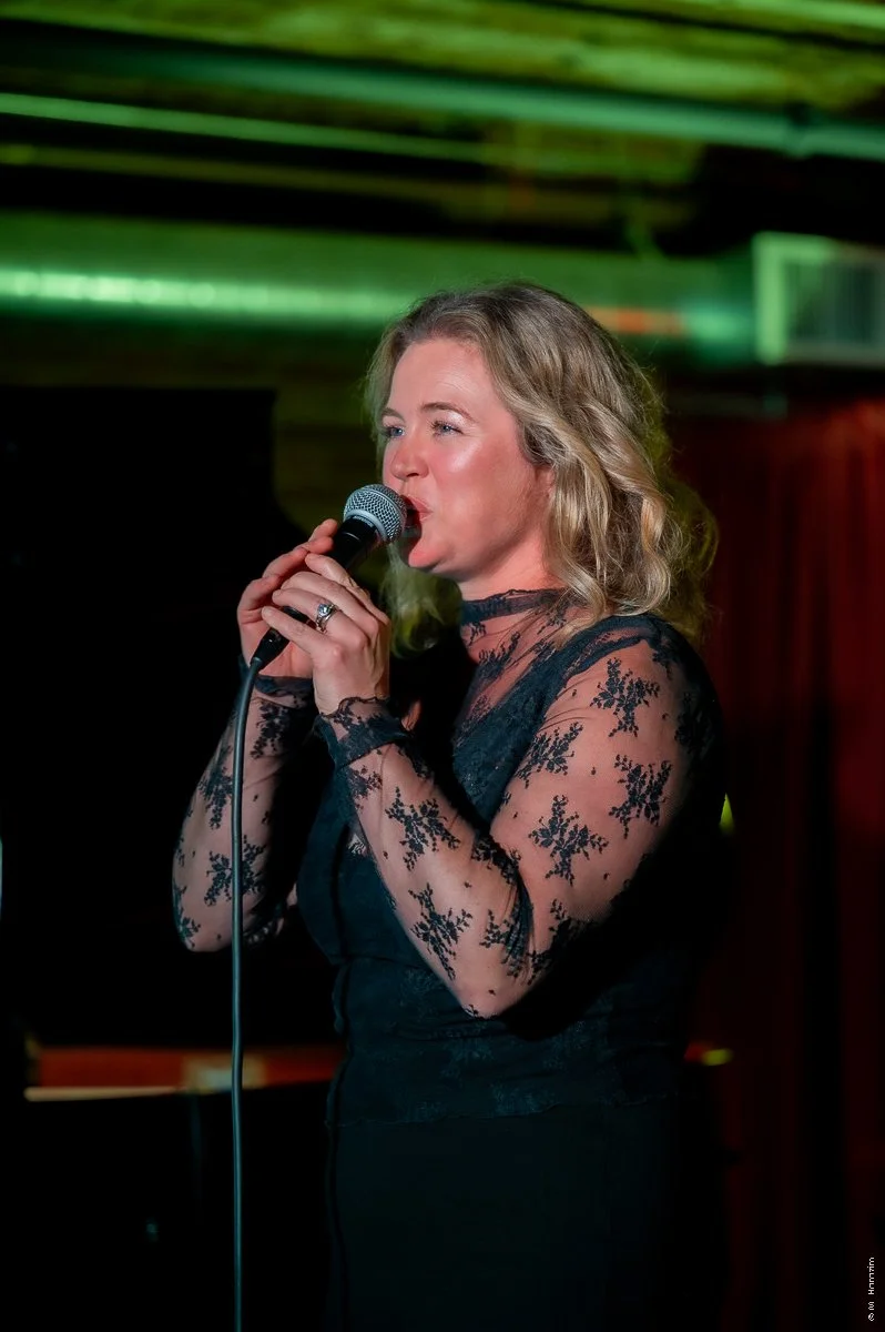 Stina Tillotson at Seattle Jazz Fellowship, September 2025. (Credit: Mark S. Harazim)