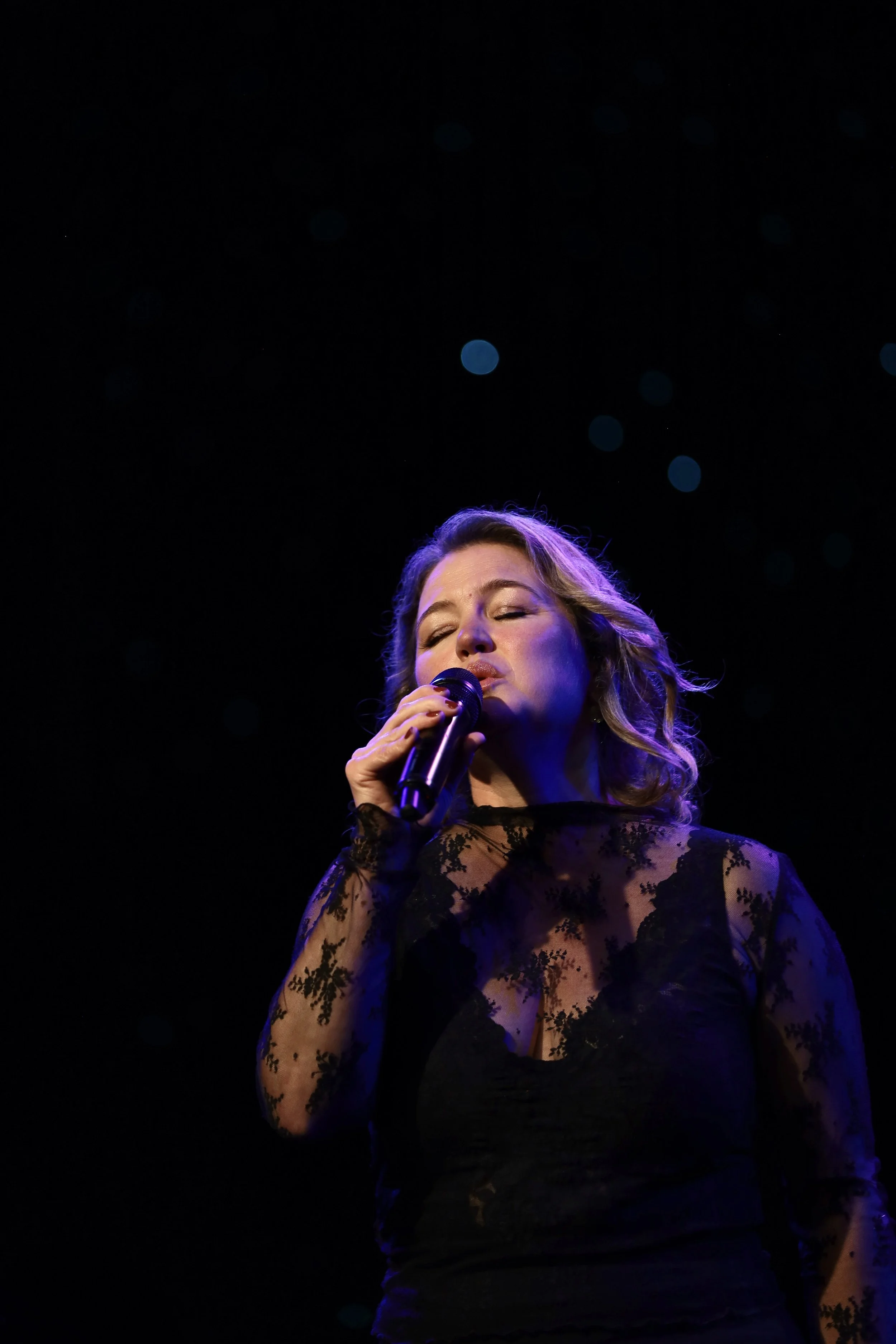 Stina Tillotson Seattle Jazz Vocalist, Brian Chu Photography, Seattle Kobe Sister City Female Jazz Vocalist Audition