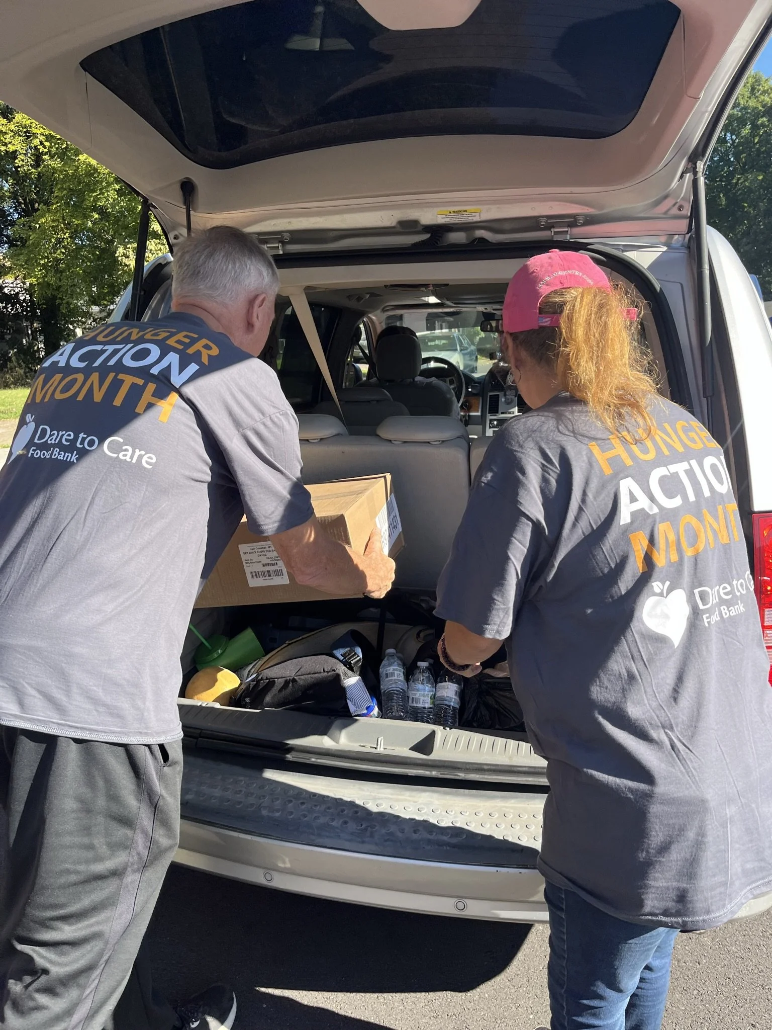 Parkland pop up volunteer.jpeg