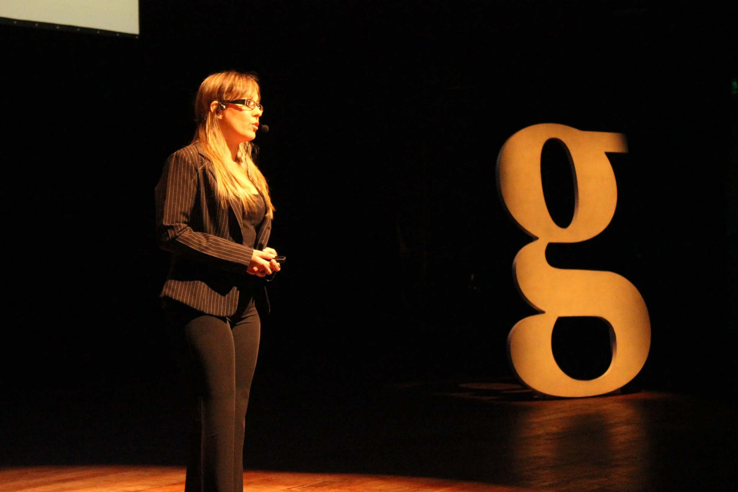 CHARLA EN GRAMO: SCRABBLE, EL PODER DE LA PALABRA