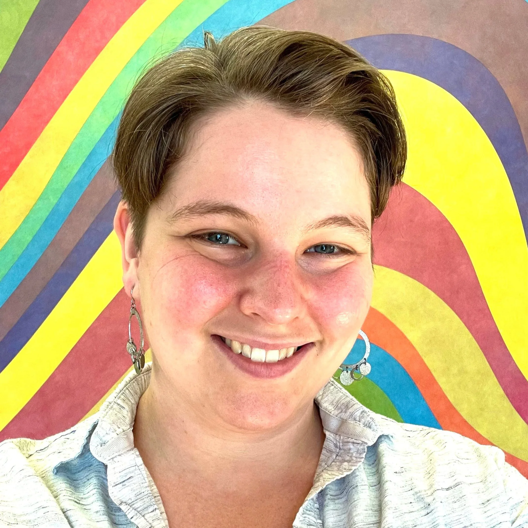 Hannah Johlas (she/her)