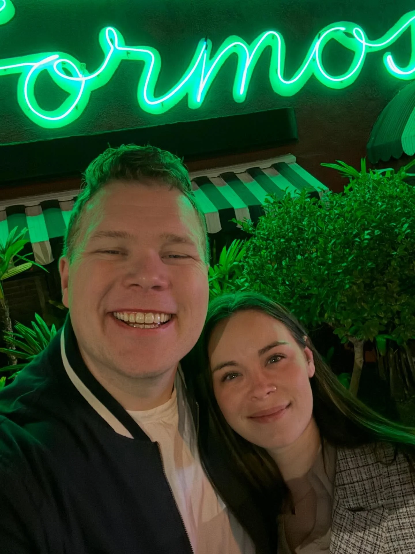 🎉BIRTHDAY PHOTO DUMP🎉 I turned 32 on Monday!

Reagan took me to a restaurant inside an old streetcar (I really love trains) and then surprised me with our friends at Golden Road on the way home. Complete with Runescape partyhats 😂 thanks for the m