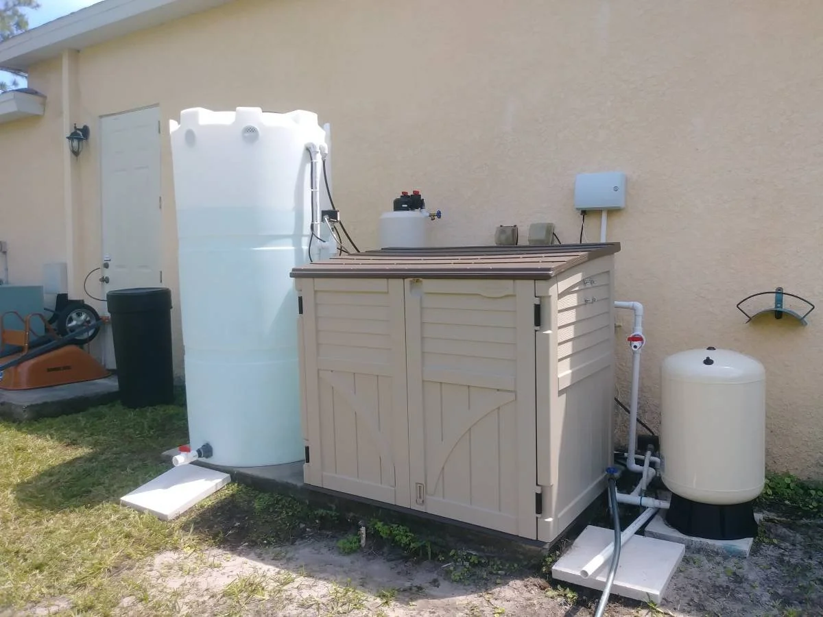 Aeration, sulfur and iron filtration, and water softener system removing rotten egg smell, sulfur odor, iron stains, hardness, bacteria, and discoloration. RO for clean drinking water.