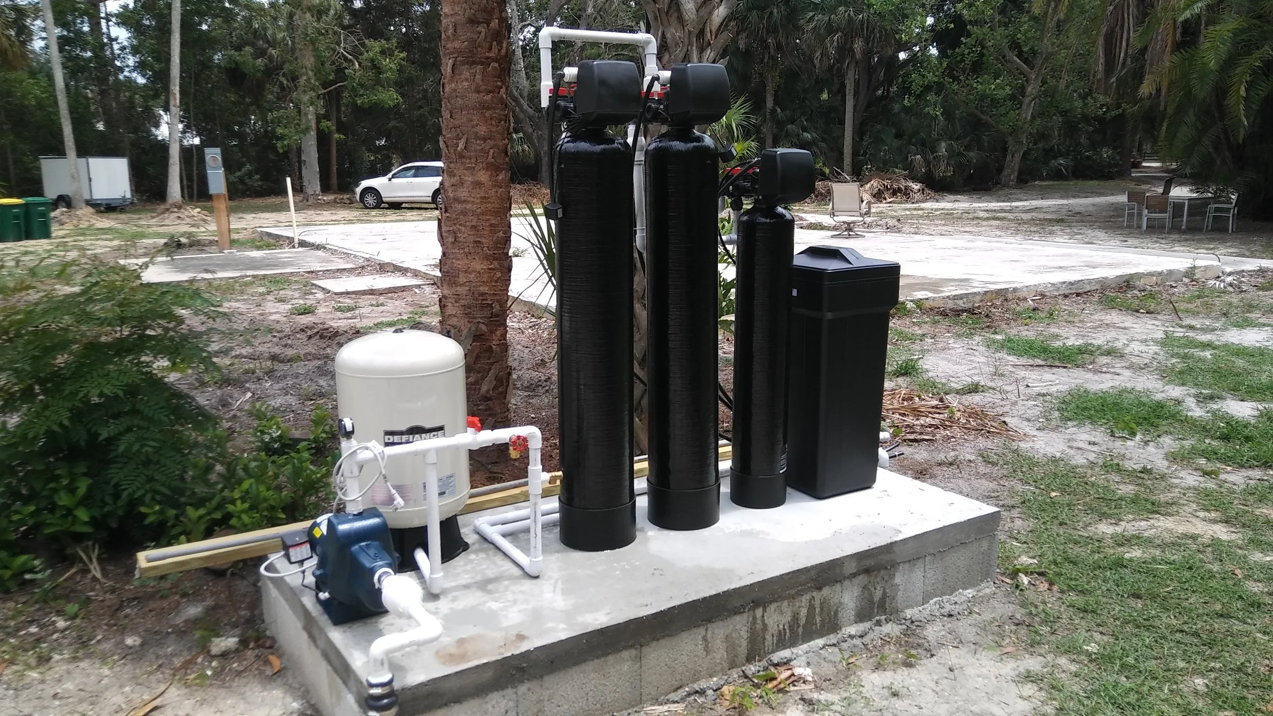 Aeration, sulfur and iron filtration, and water softener system removing rotten egg smell, sulfur odor, iron stains, hardness, bacteria, and discoloration. RO for clean drinking water