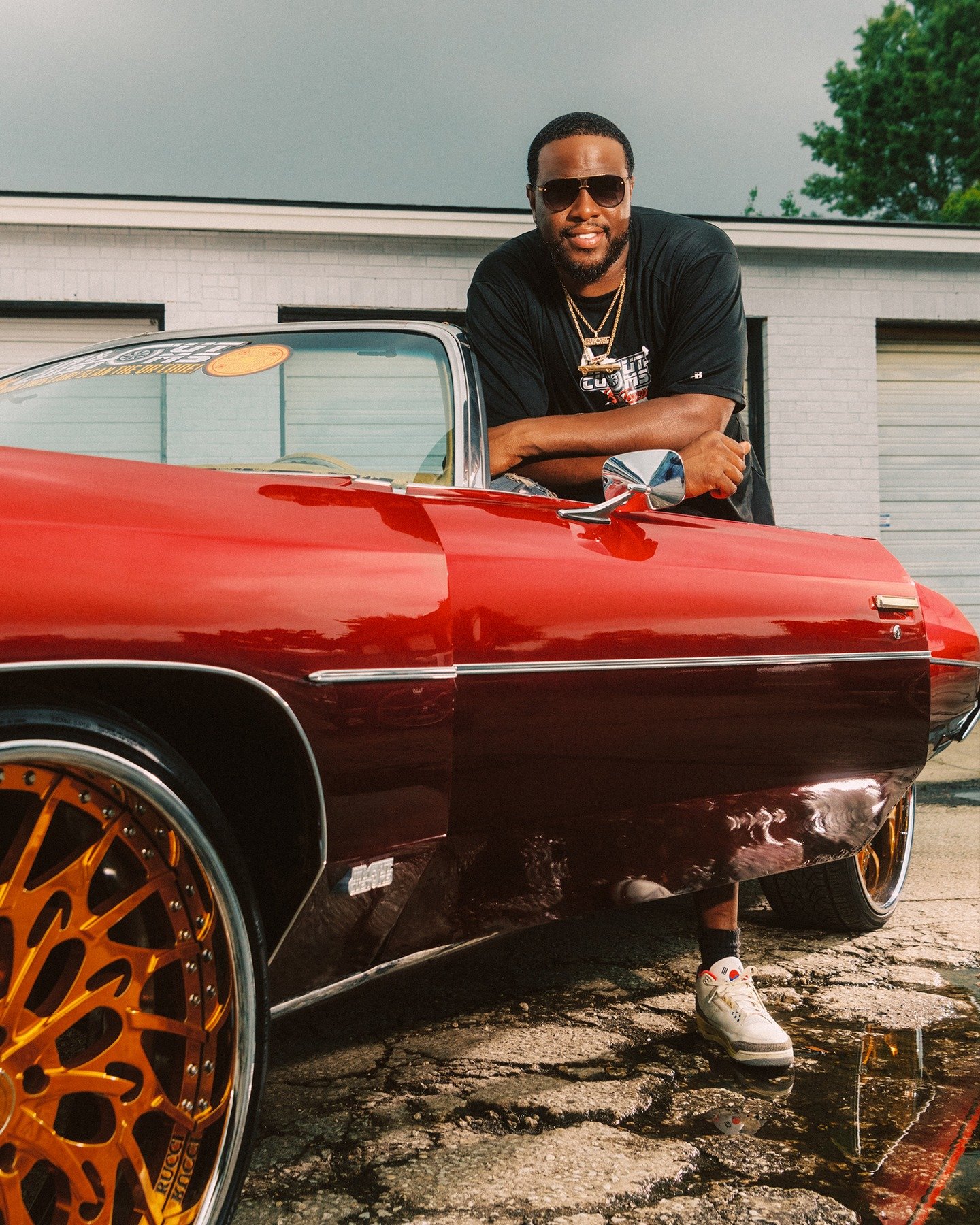 Part 1 of 3: Eye Candy 
A dive into the origins of three distinct and visually-striking custom-car styles.

First up, we've got the Donkmaster himself! The one and only Sage Thomas @1_donkmaster and two of his incredible, swagged out custom car creat