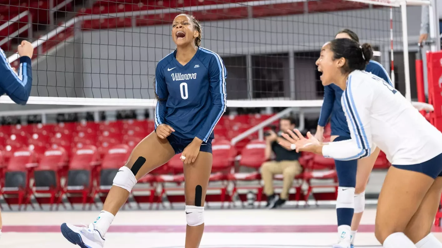 Injuries in Youth Volleyball (And How to Prevent Them)