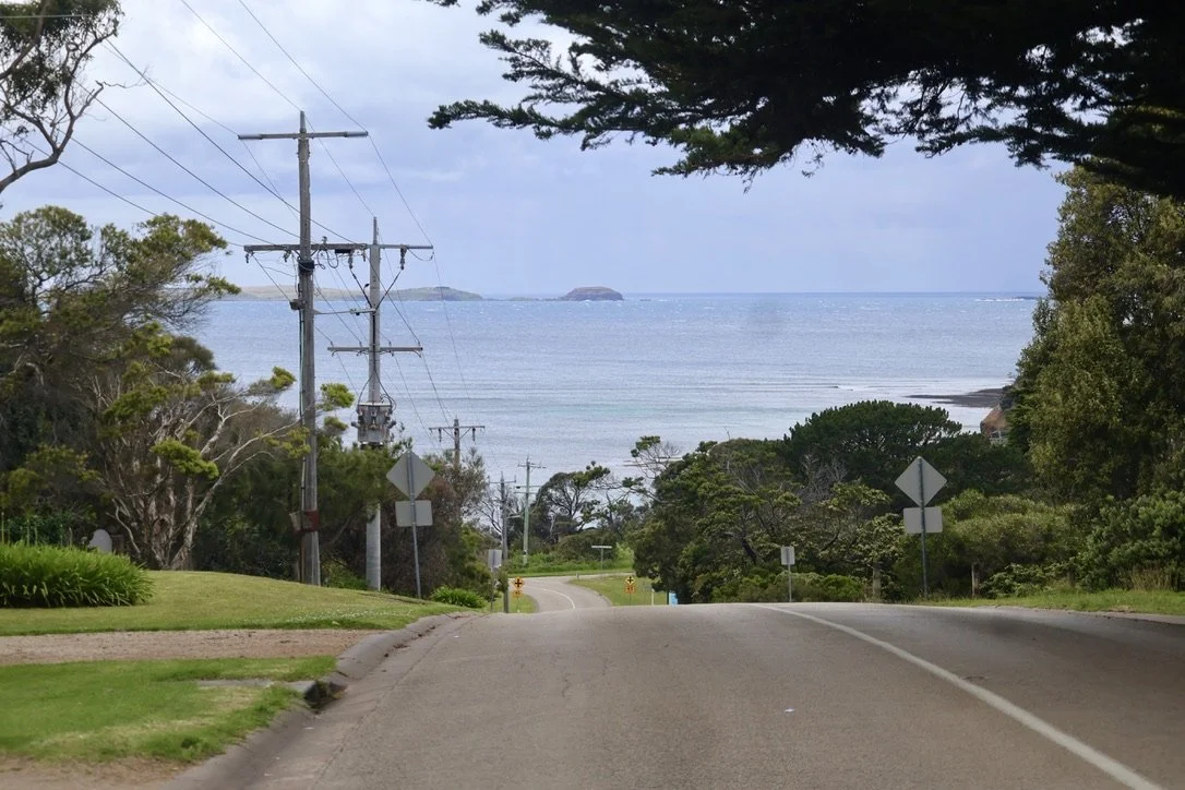 Driving to Mushroom reef from Flinders gives a great view of the bay.