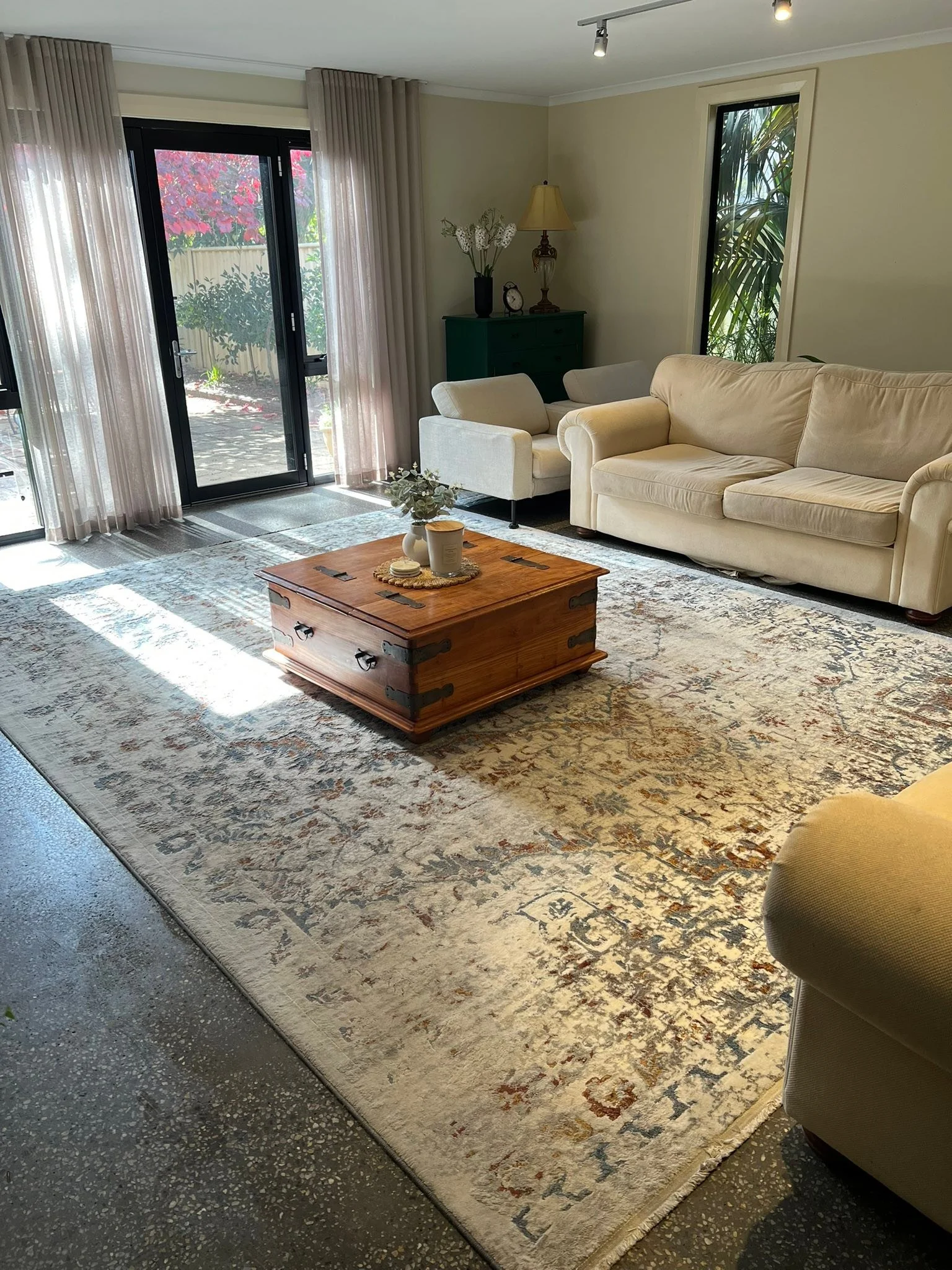 Kicked off the week with carpet and upholstery cleaning. When did you last have your rugs underfoot cleaned? Daily, you walk on them, sit or lie on your lounges. Your kids jump, eat and roll all over both! Call us for various services to have a clean
