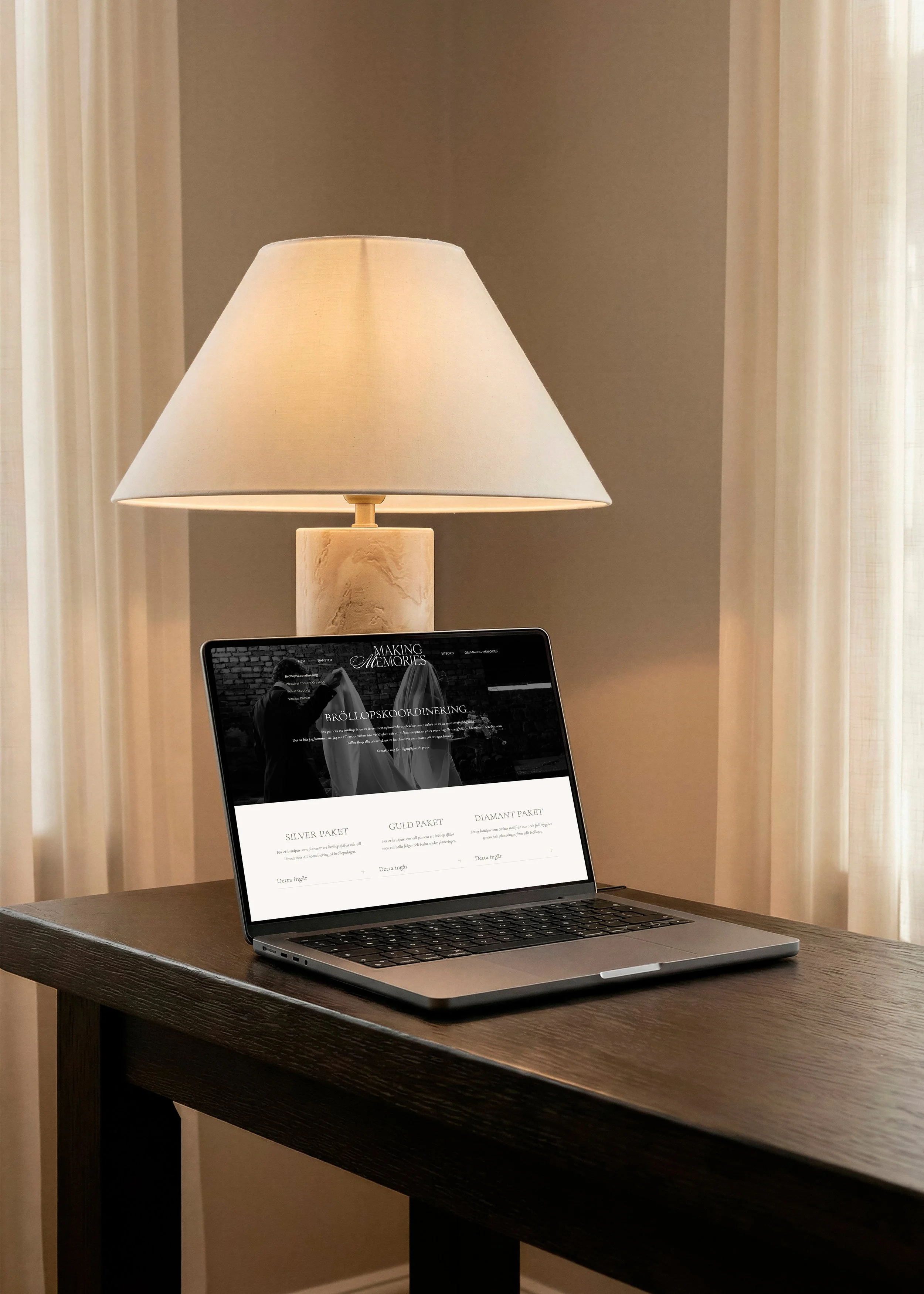 Macbook Mockup 1.jpg