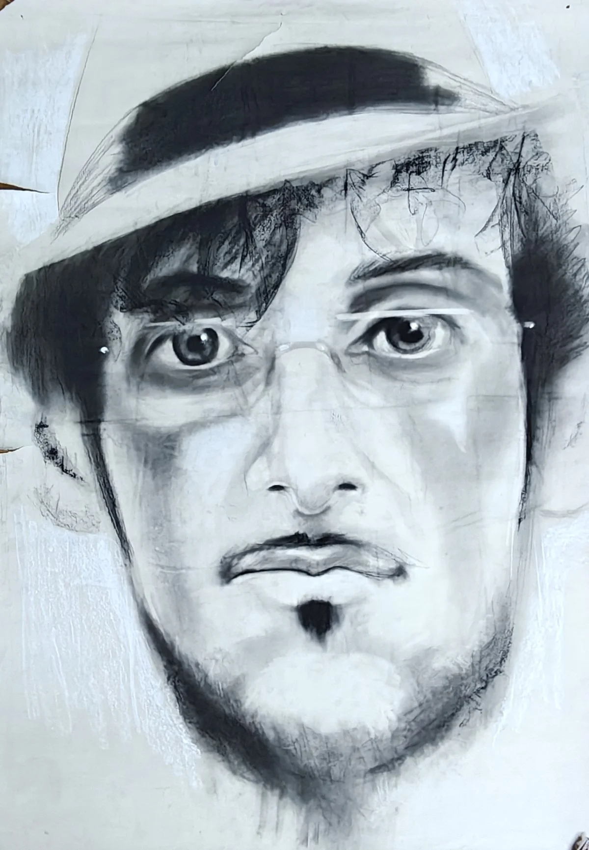 Diego - 2010 - Fusaggine su carta. cm 147 x 100