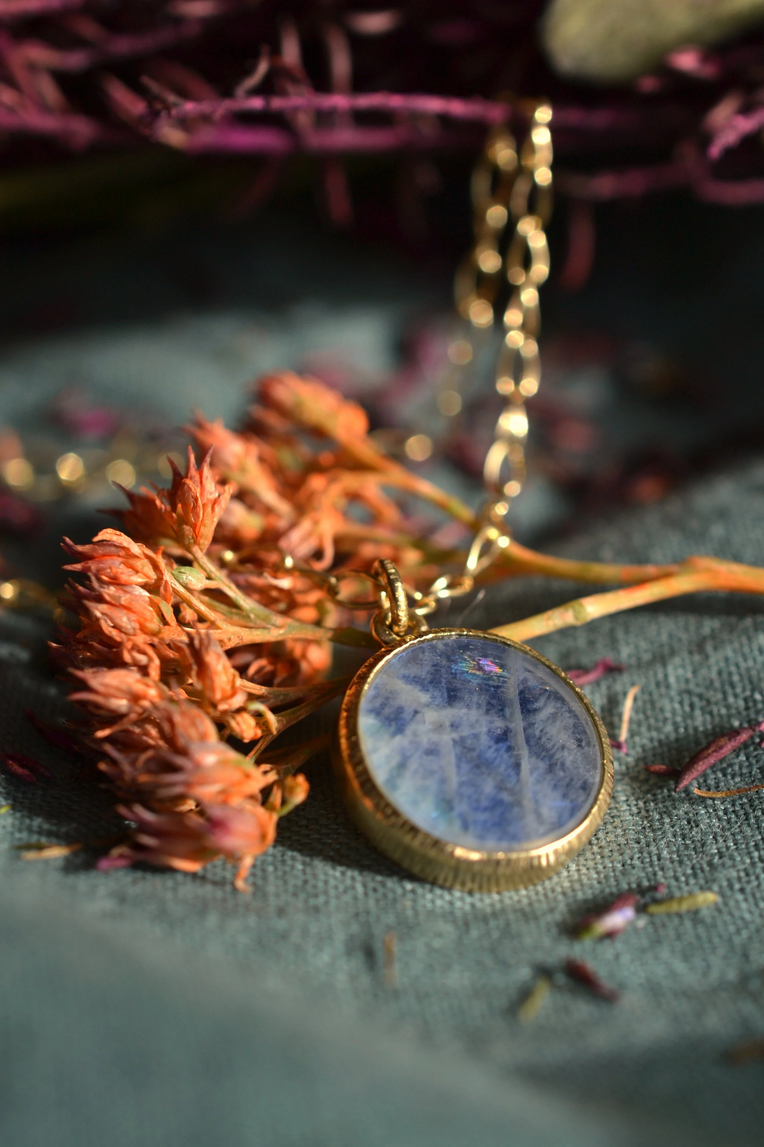 Kette , 750/- Gold, Regenbogen-Mondstein