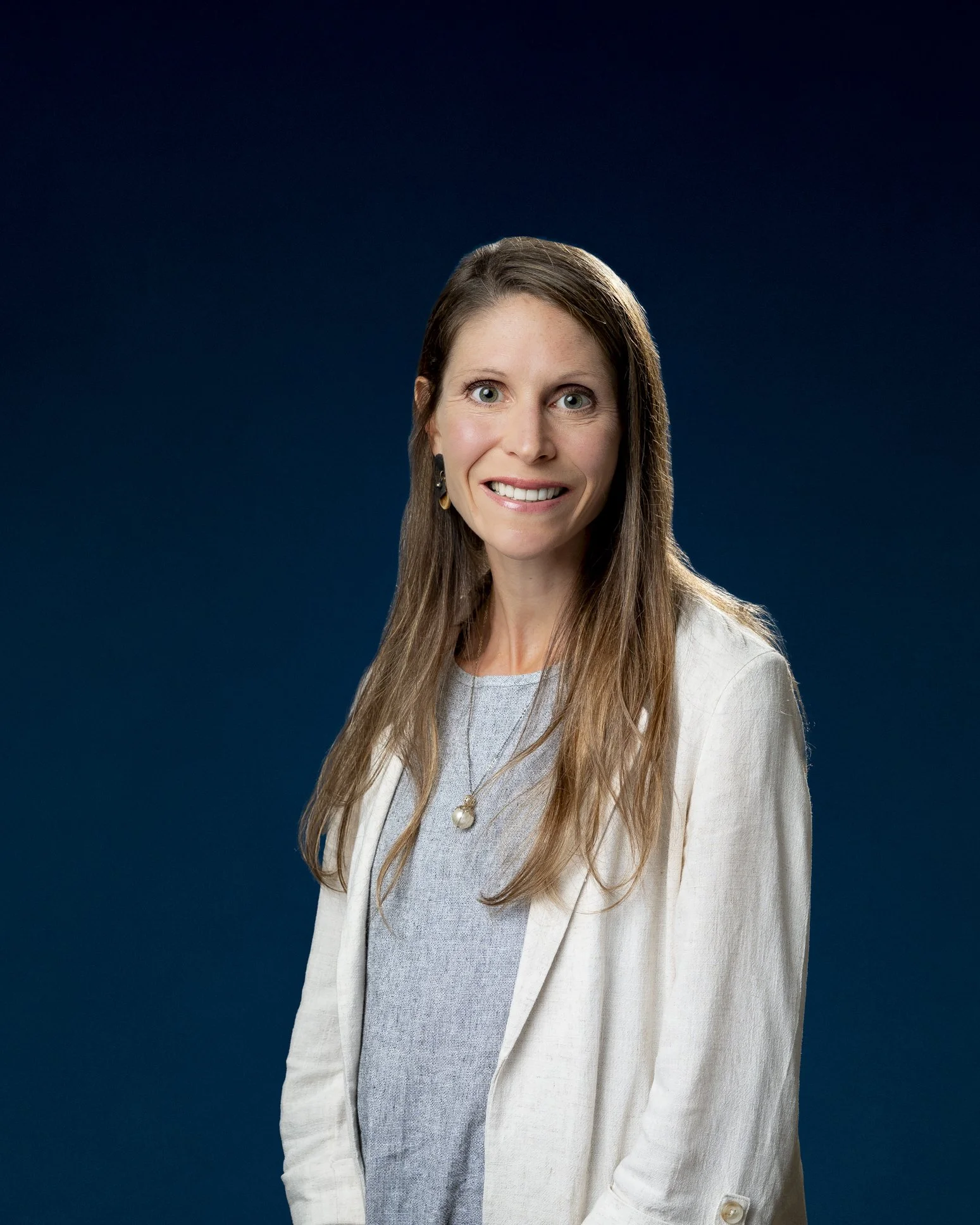 Dr. Jennifer Lewis