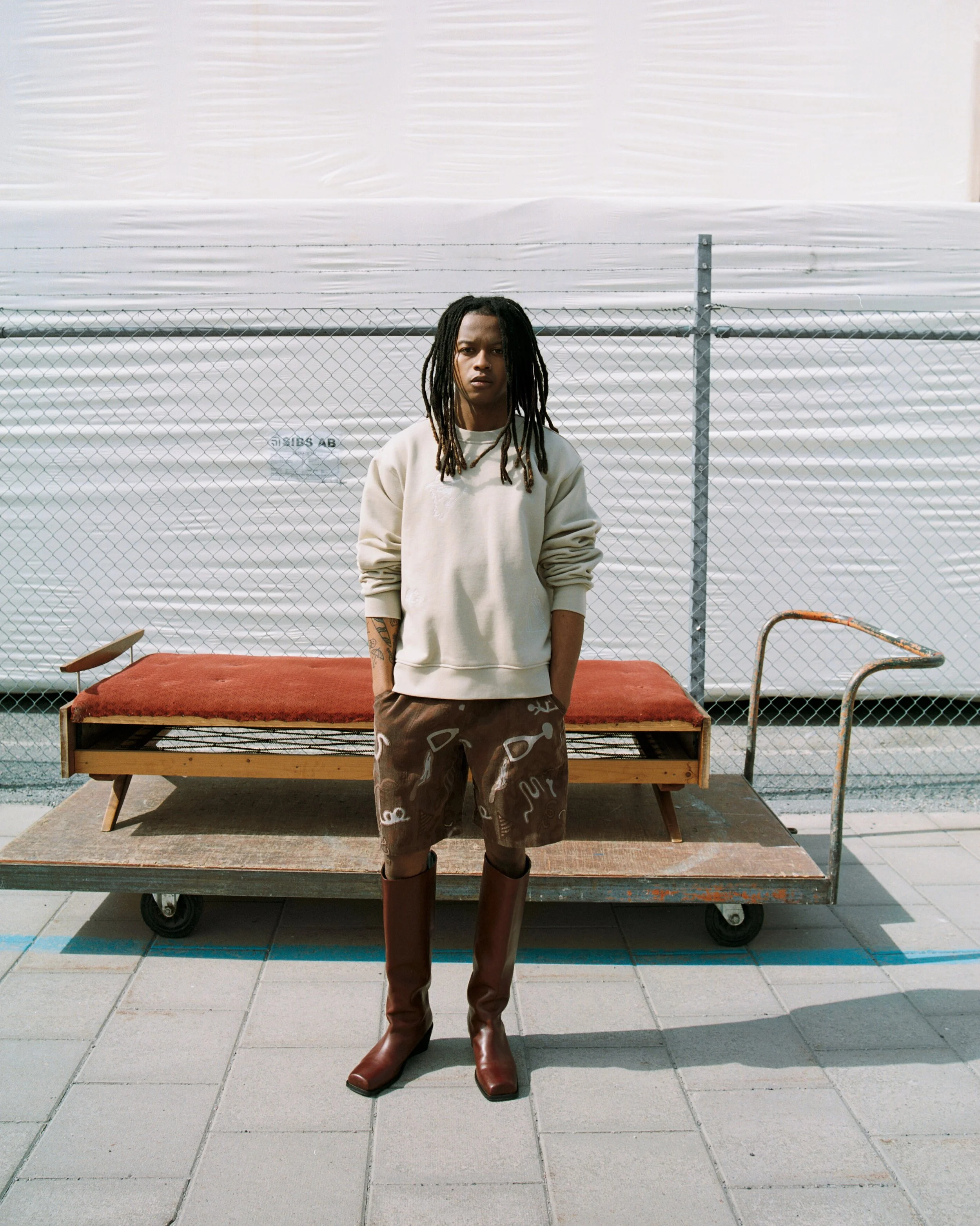 OAS_Lookbook_SS26_4x5 18.jpg