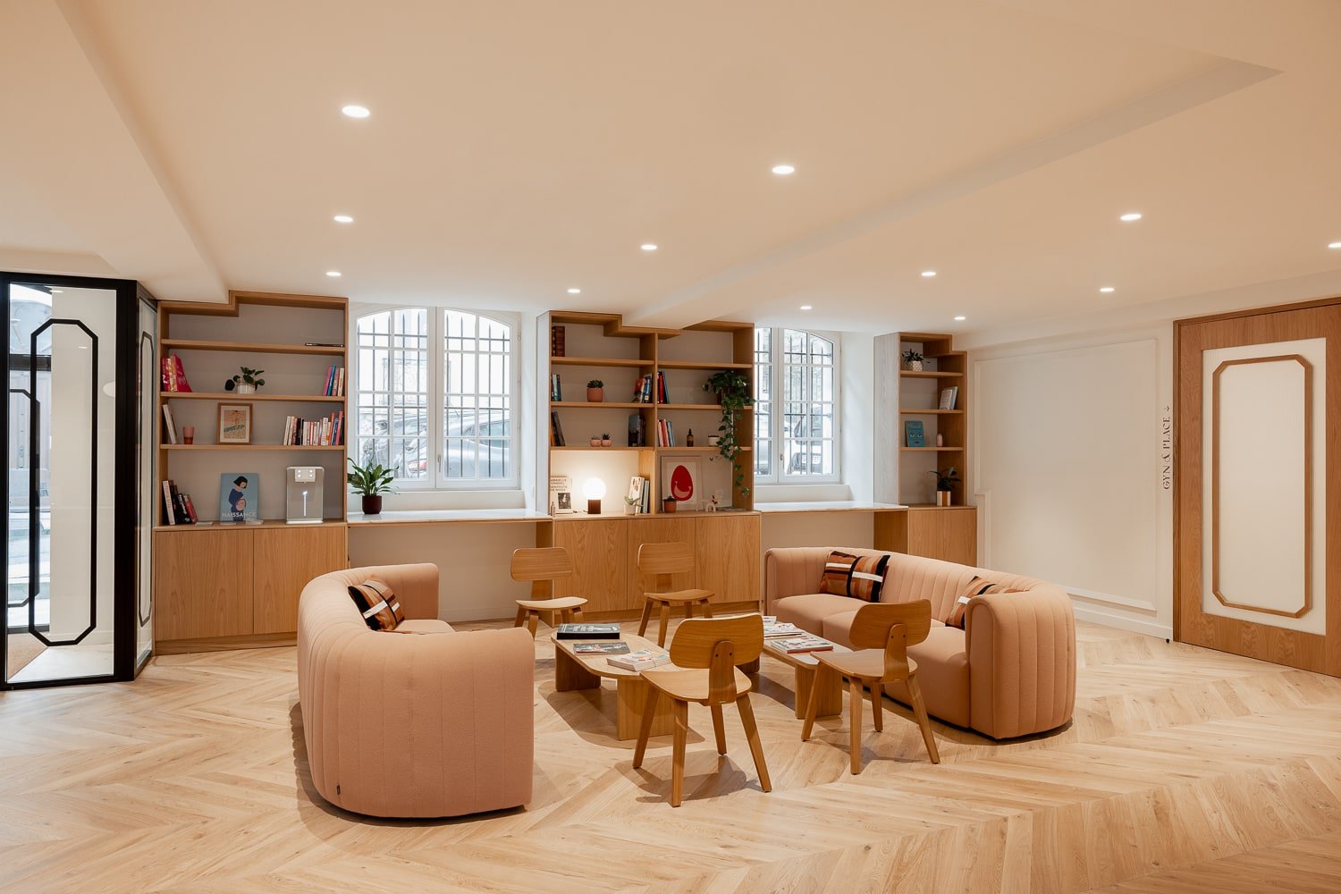 Gyn & Sens, des espaces lumineux et chaleureux dédiés à la santé de la femme à Biarritz. 