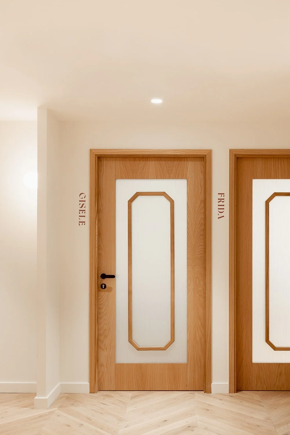 Gyn & Sens, des espaces lumineux et chaleureux dédiés à la santé de la femme à Biarritz. 