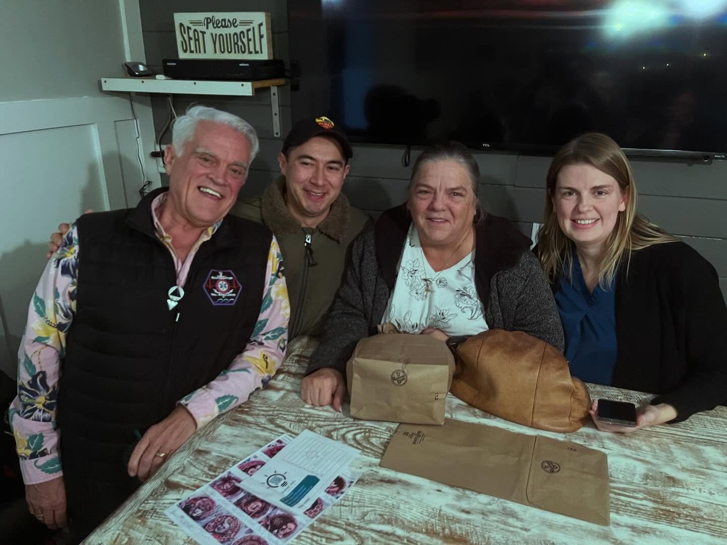 While we stock up on eggs, milk, and toilet paper in advance of Snowpocalypse &lsquo;26, we encourage you to admire a bunch of people who have already volunteered to help shovel us out (aka last night&rsquo;s trivia winners):

@shelterislandslice - T
