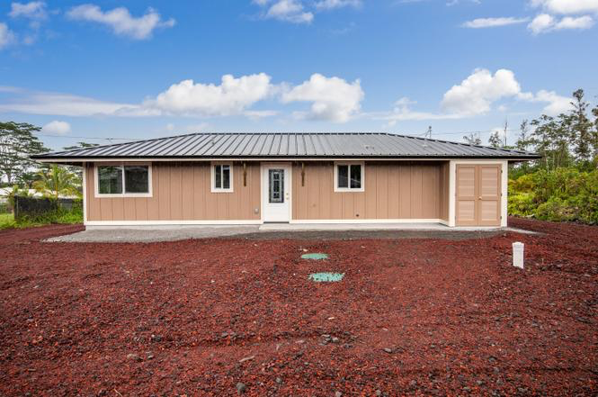 OGC_16-2072LehuaDr-outside6.png