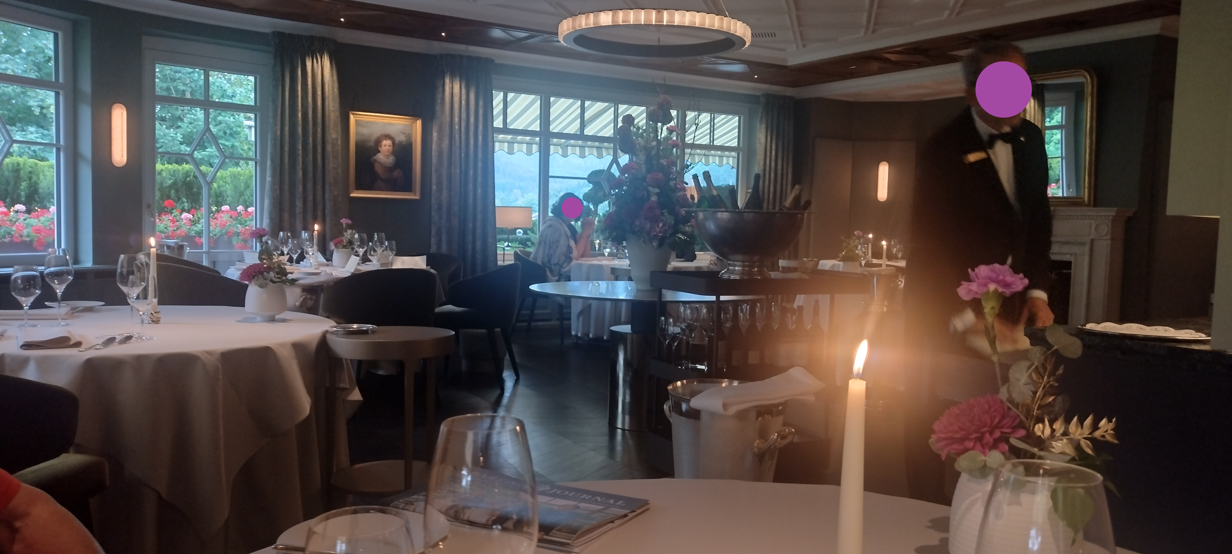 Gastraum im Dreisterne-Restaurant Bareiss in Baiersbronn