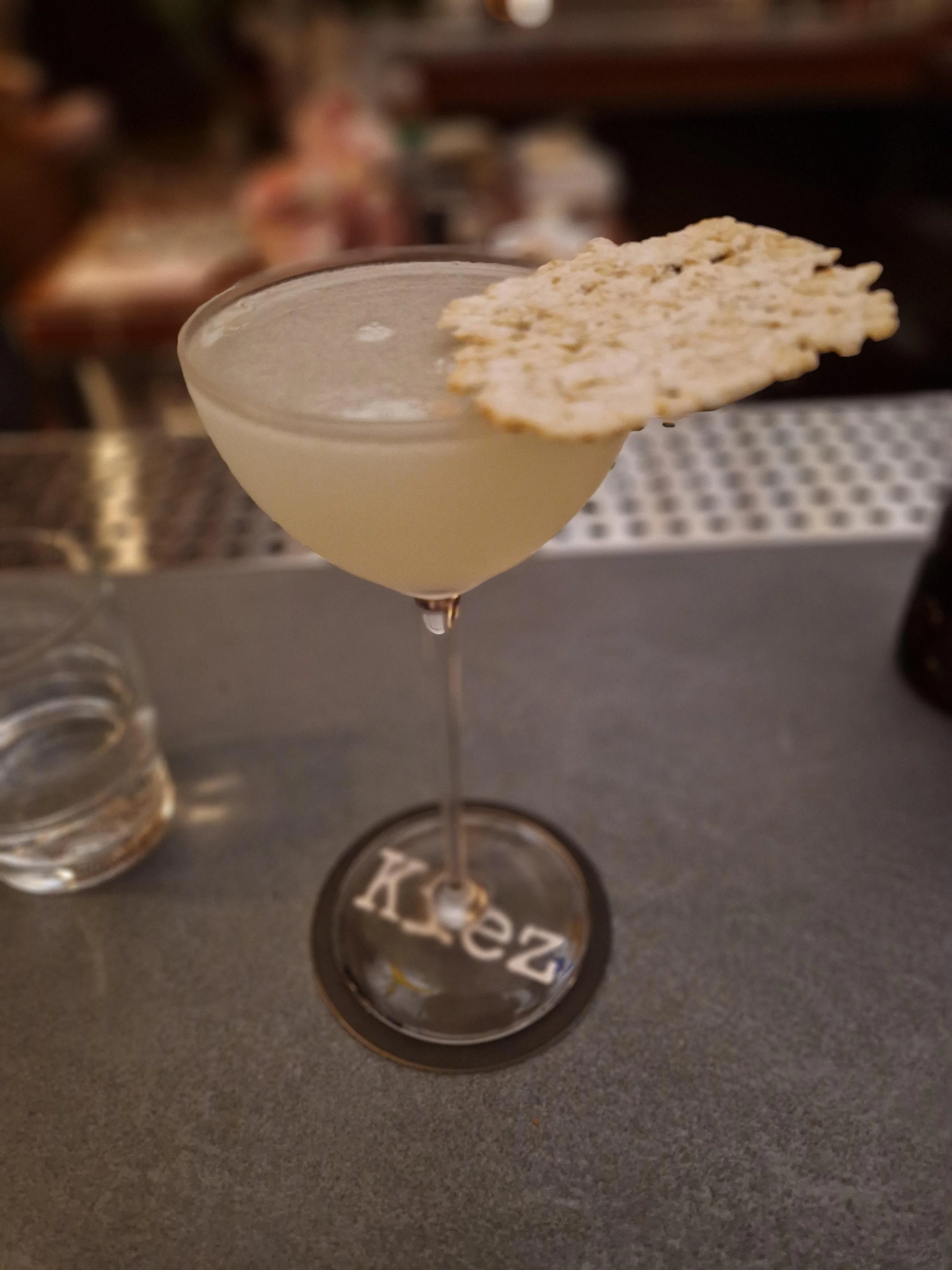 Cocktail in der Bar Kiez in Seoul - auf Tanoshimi - Fine Dine & Wein, dem Restaurantblog mit Bewertungen, Berichten, Rezensionen, Erfahrungen und Kritik zu Fine Dining bzw. Sternerestaurants