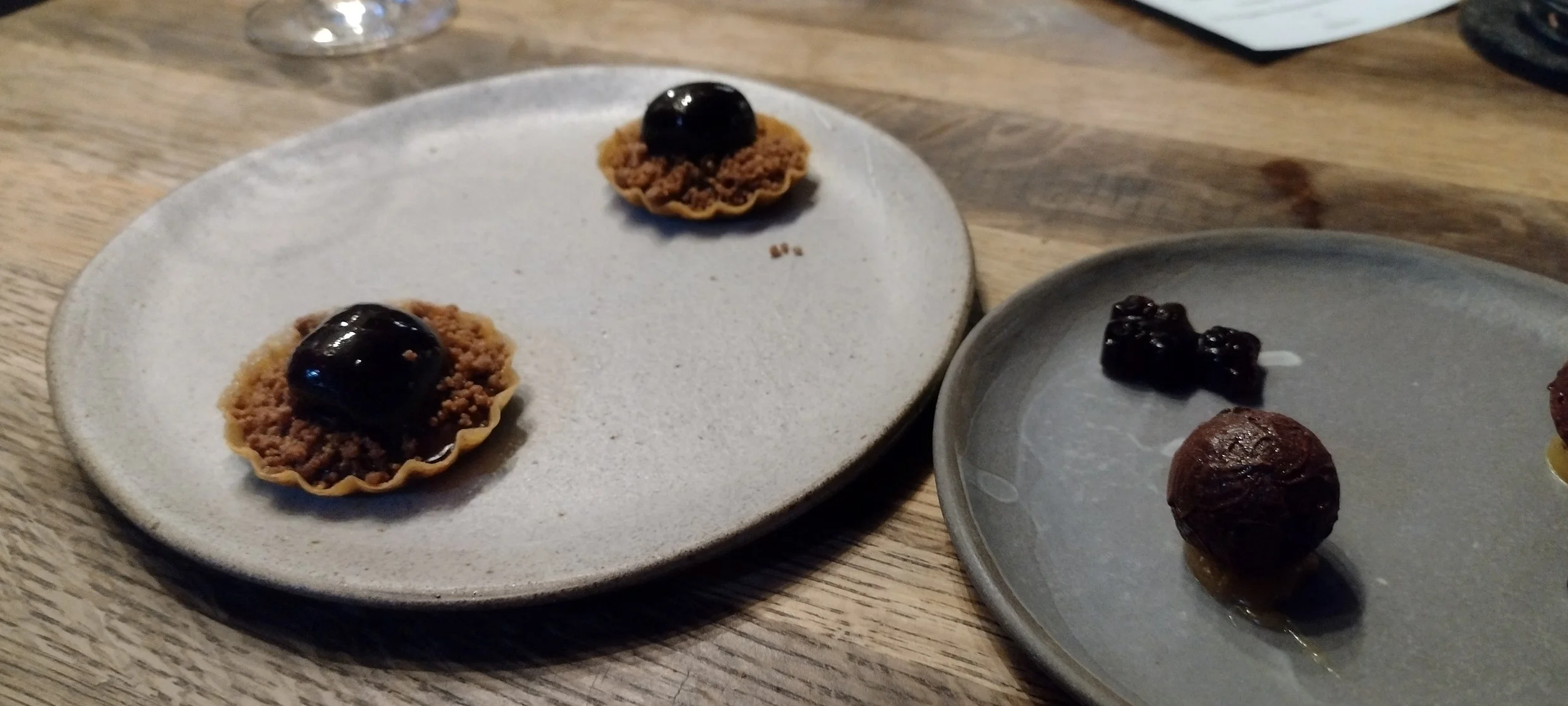 Petits Fours im Berliner Sternerestaurant Bandol sur mer