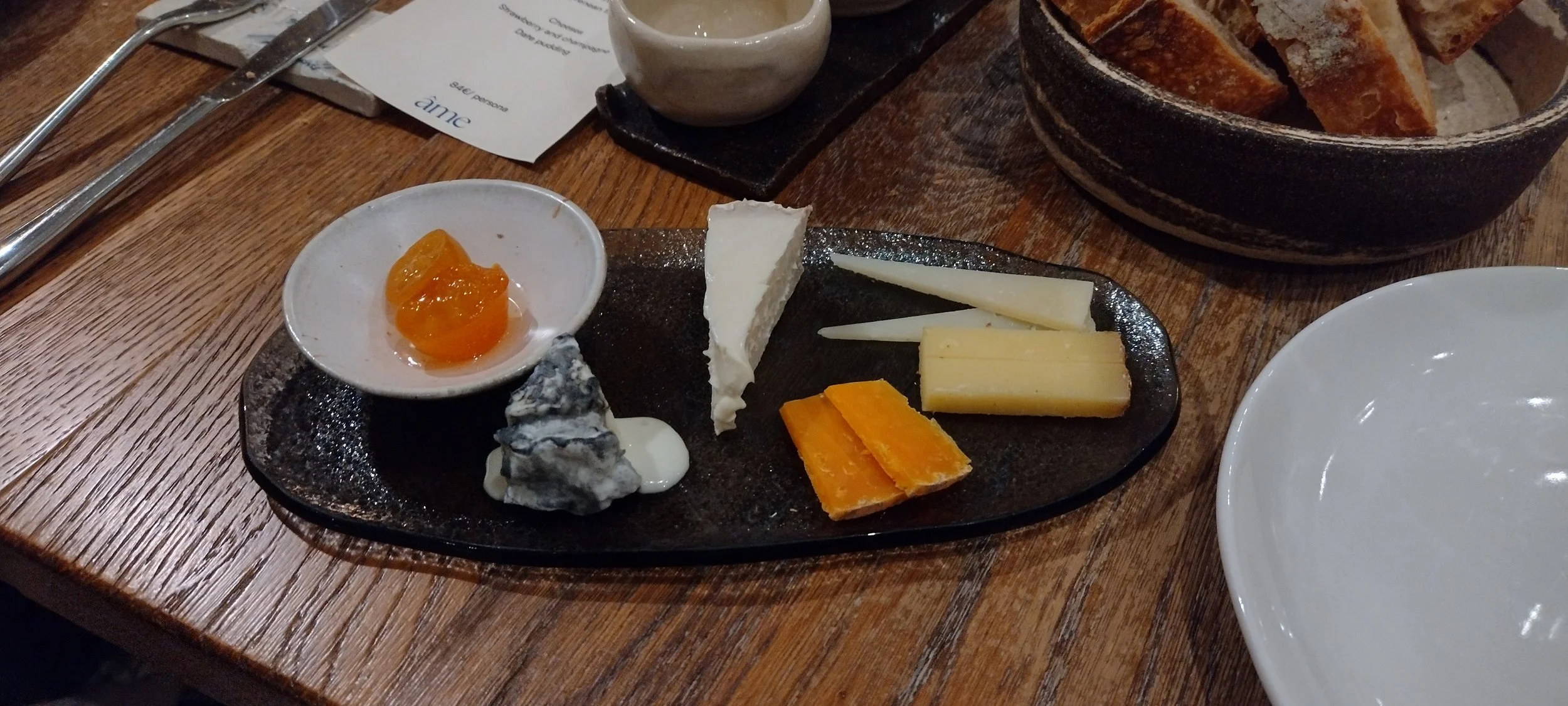 Käseteller im Restaurant âme in Barcelona