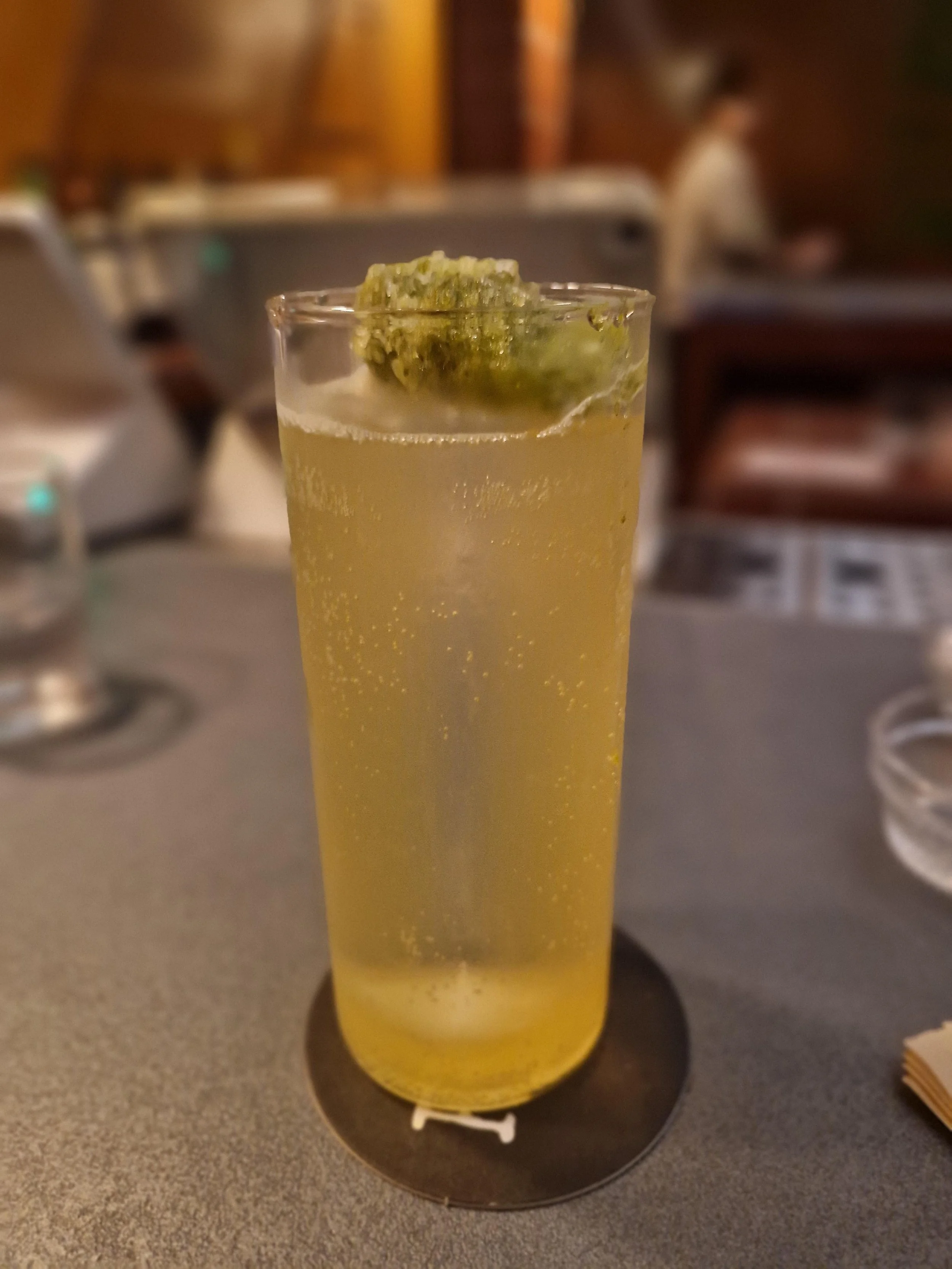 Cocktail in der Bar Kiez in Seoul - auf Tanoshimi - Fine Dine & Wein, dem Restaurantblog mit Bewertungen, Berichten, Rezensionen, Erfahrungen und Kritik zu Fine Dining bzw. Sternerestaurants