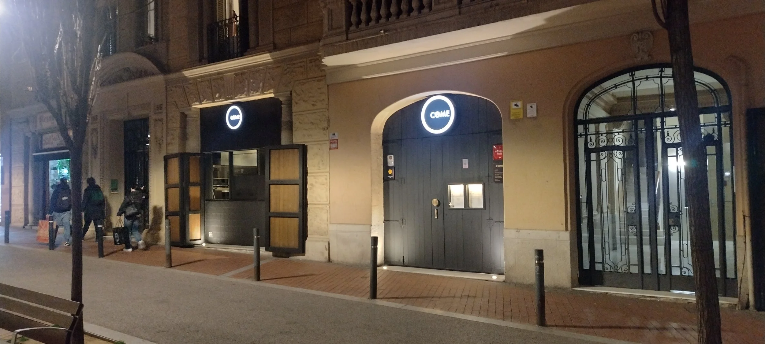 Außenansicht des Come by Paco Méndez in Barcelona