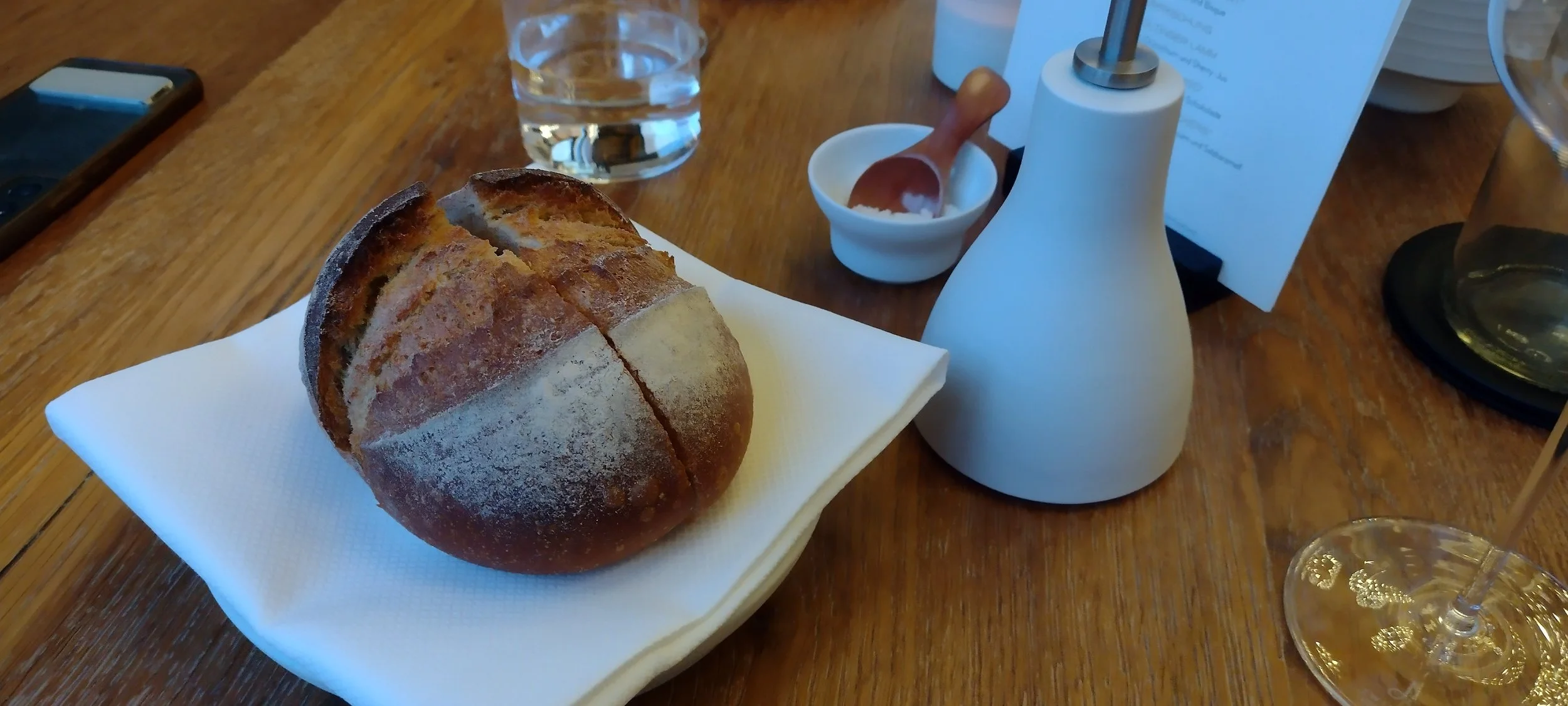 Brot im Luxusrestaurant L.A. Jordan in der Pfalz