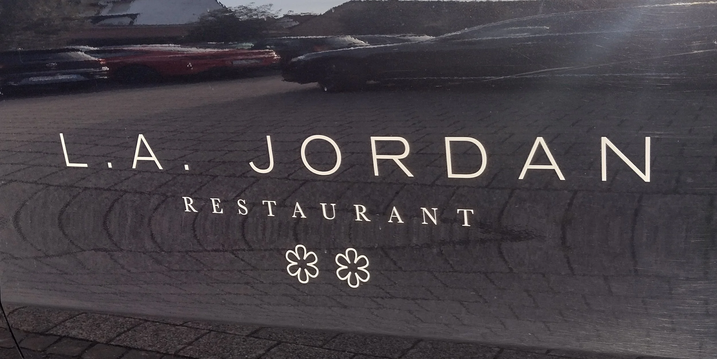 Auto des Deidesheimer Sternerestaurants L.A. Jordan