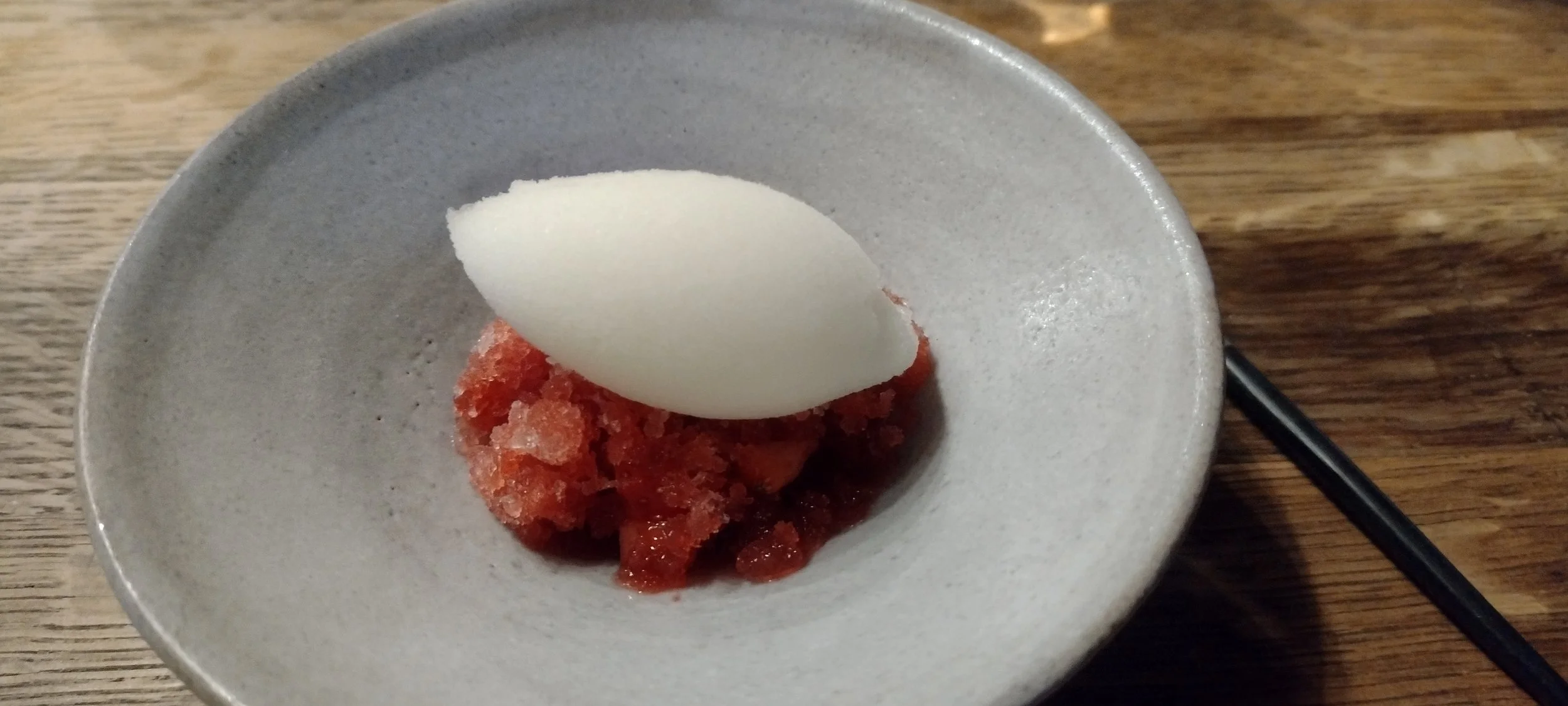Predessert im Berliner Sternerestaurant Bandol sur mer