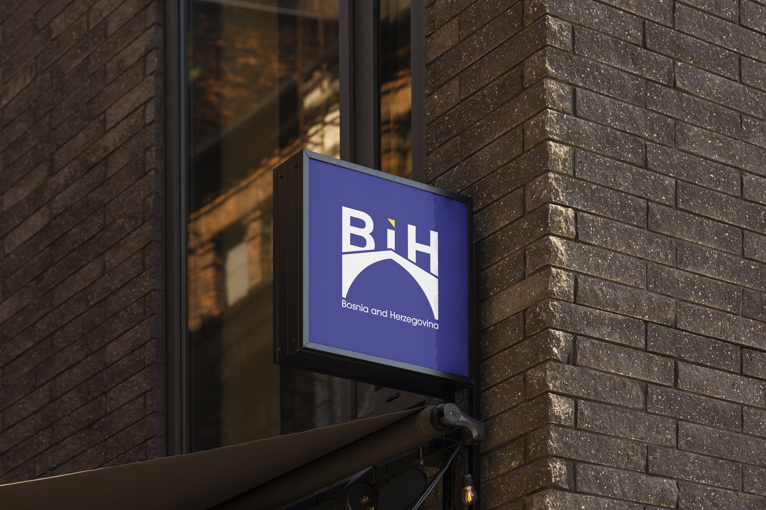 Square_Sign_Mockup.jpg