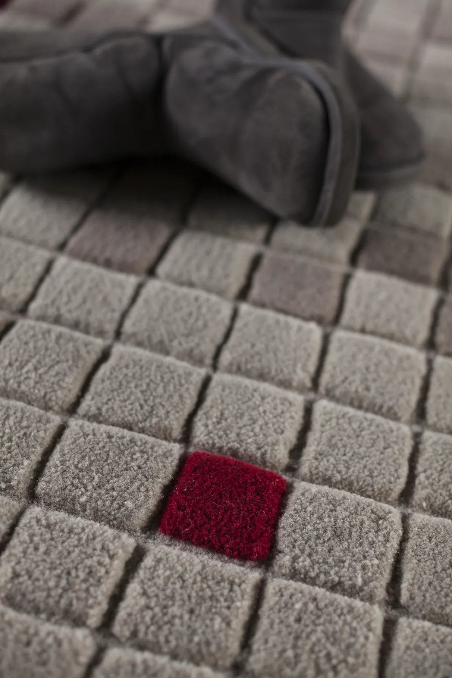 Artisan home accessory rug displayed at IMM Cologne 2013