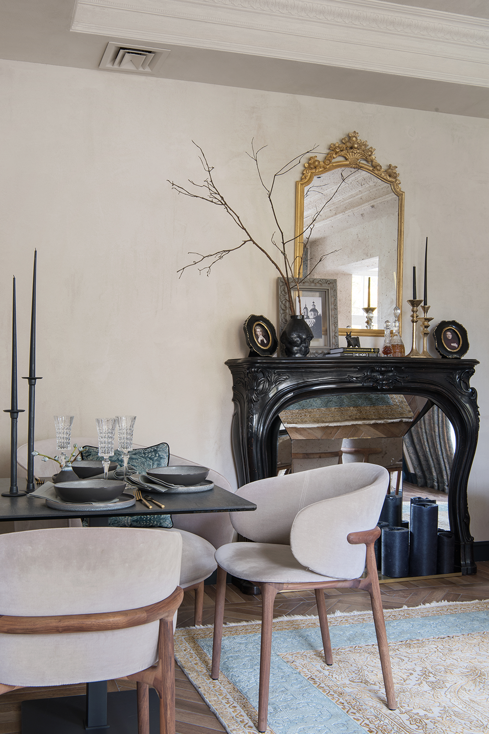 Lifestye_Mela_Chair 17.png