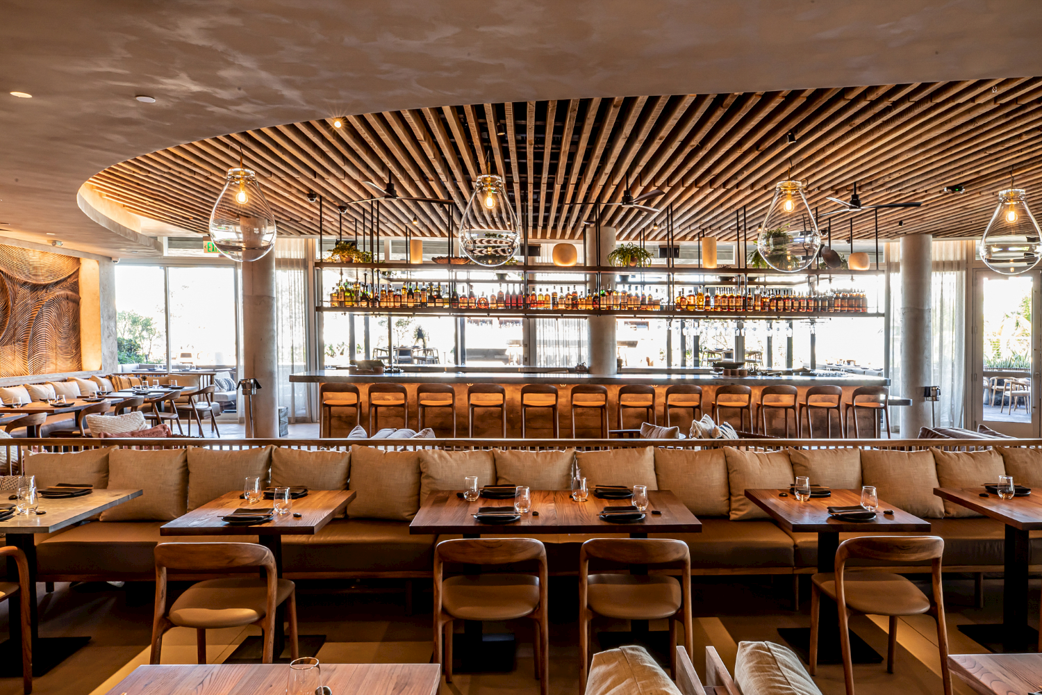 Neva light bar chair 3.png