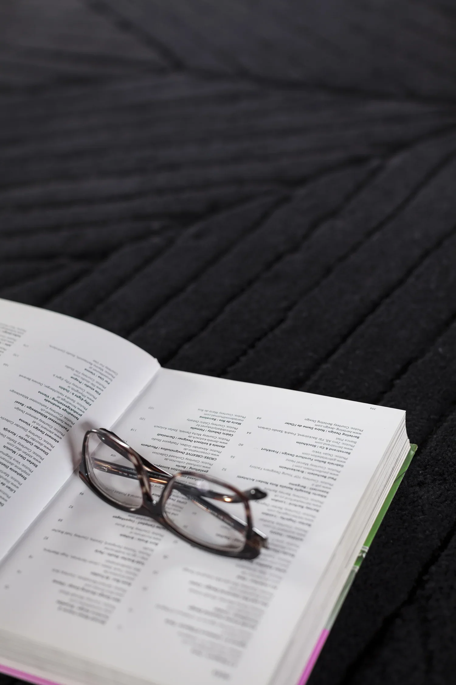 Hand-tufted Artisan rug with textured relief design