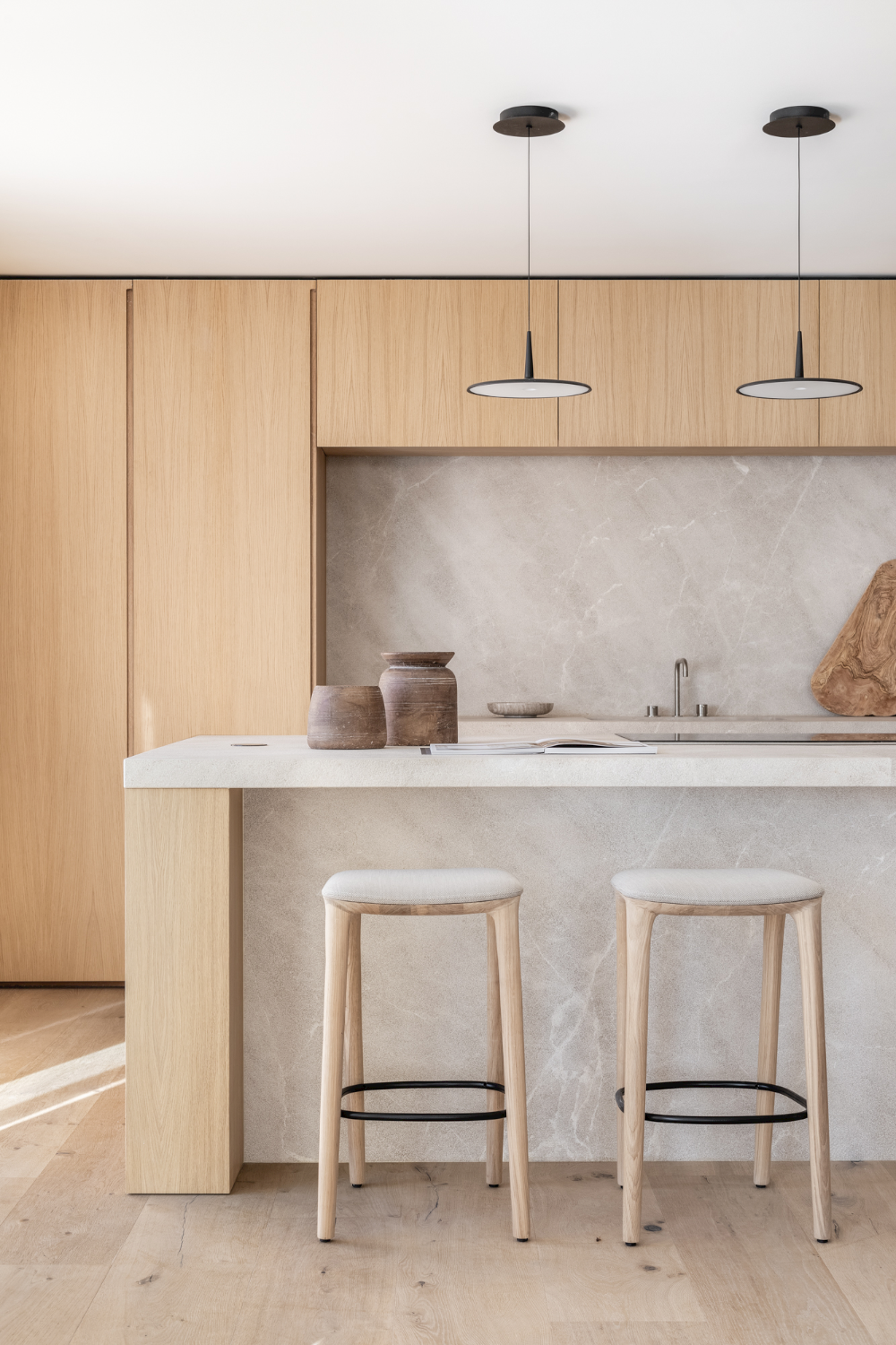 Neva bar chair 4.png