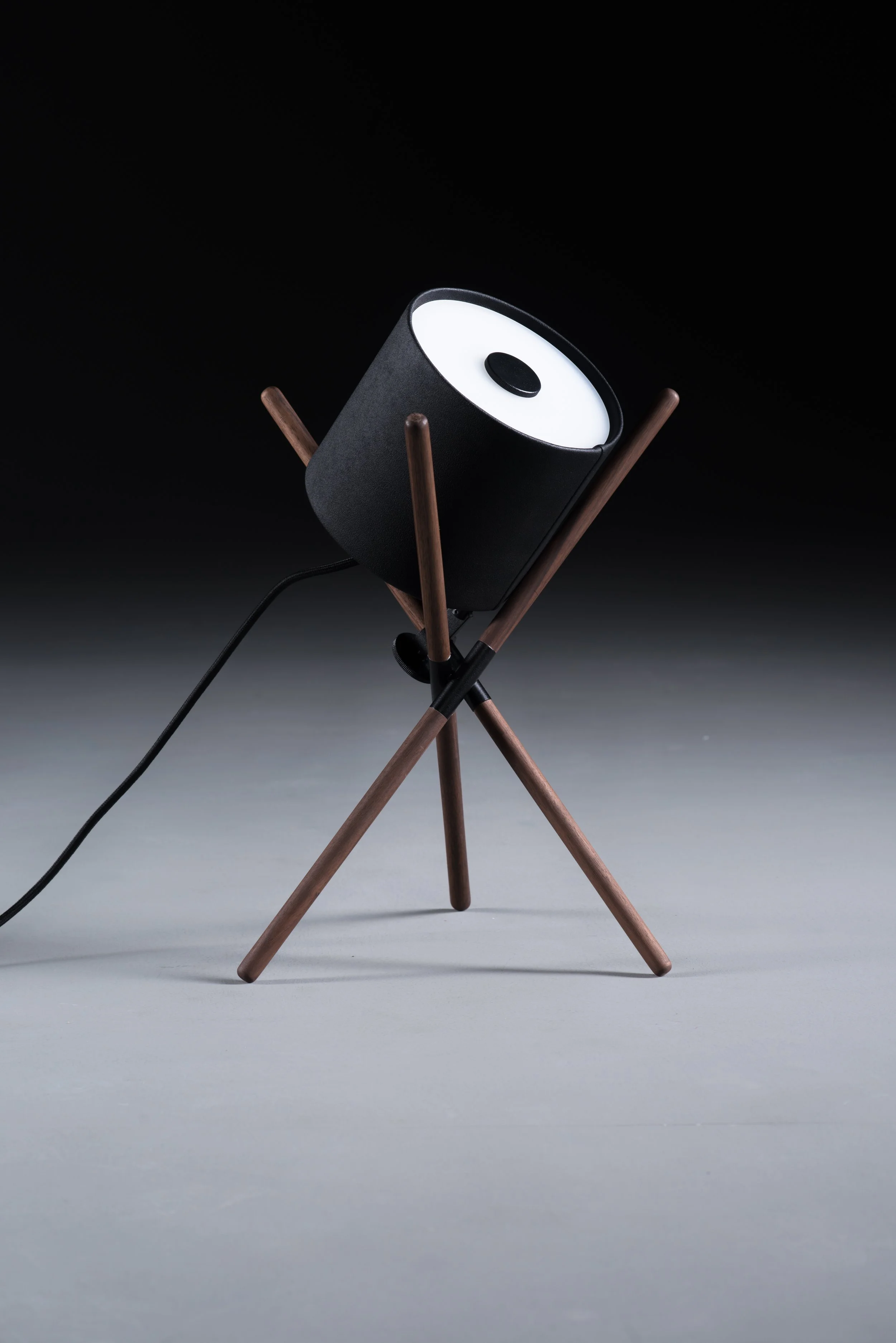 Award-winning Shift lamp with Muuuz International and German Design Award