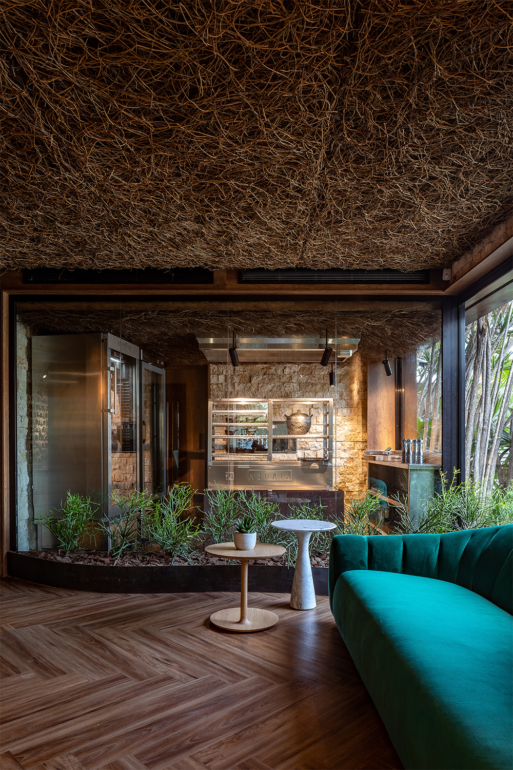 Bloop coffe table 3.png